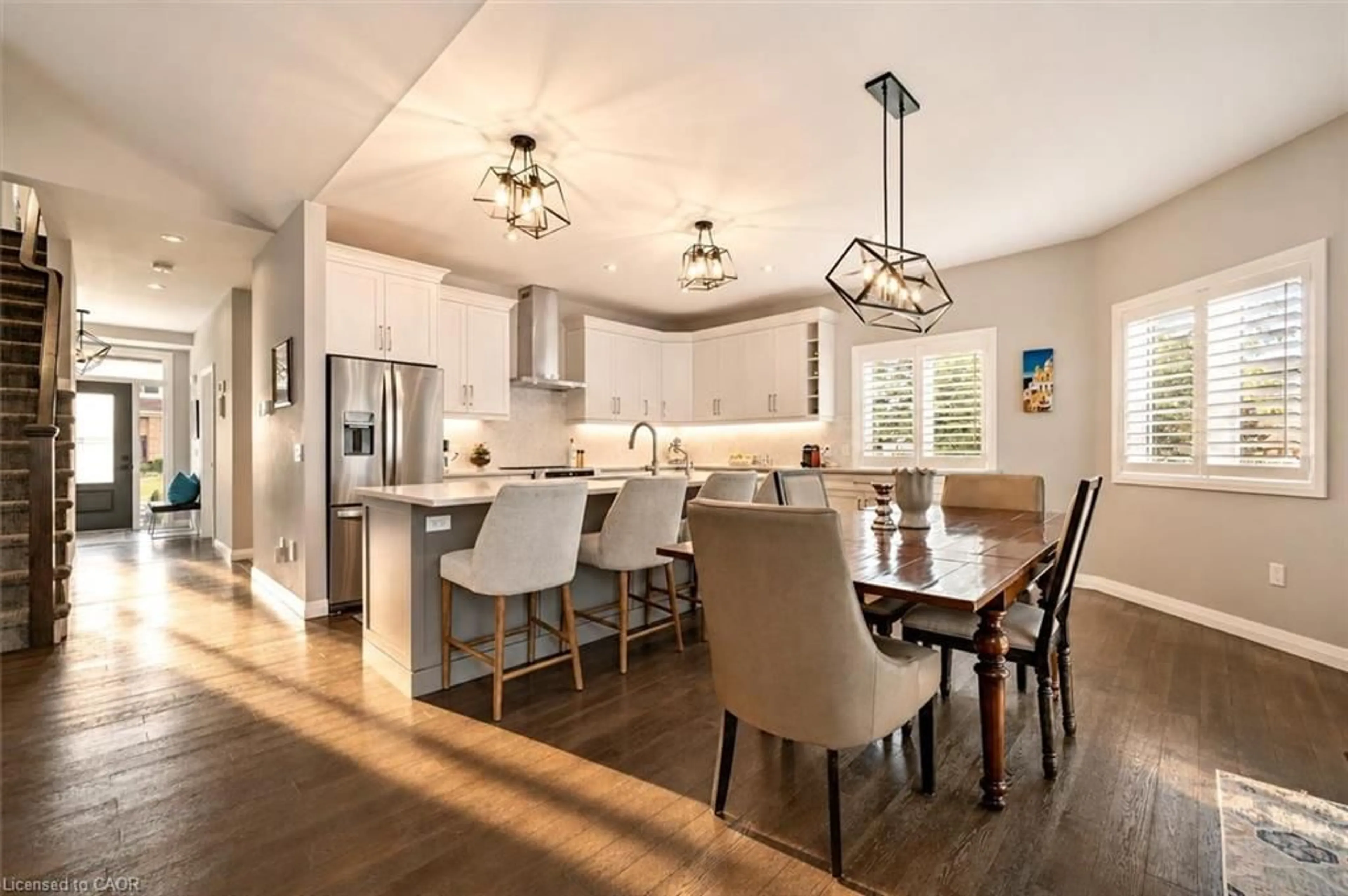 Open concept kitchen, wood/laminate floor for 10 Craighead Dr, Fergus Ontario N1M 2Z2