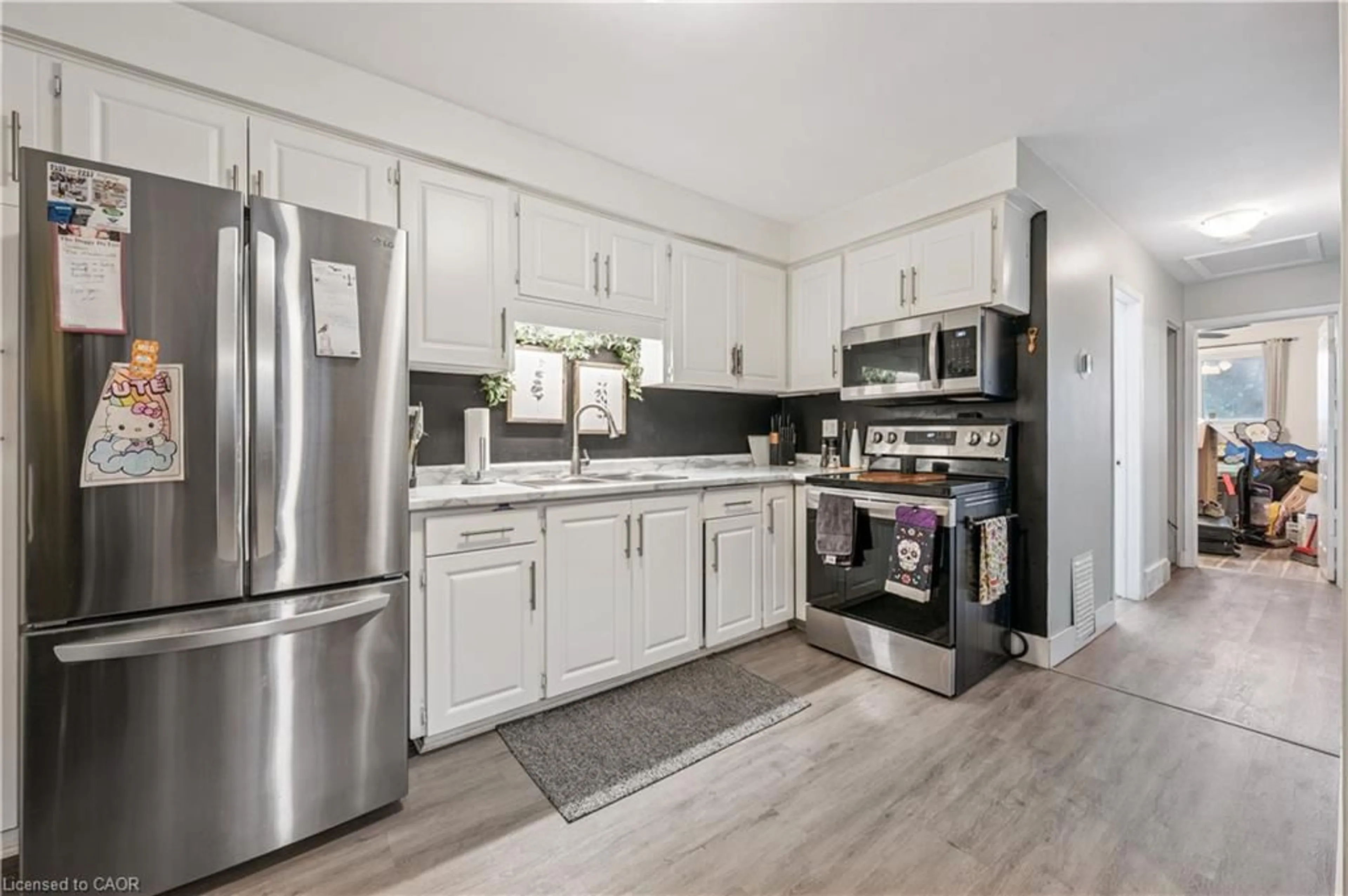 Open concept kitchen, unknown for 35 Vicmount Dr, Kitchener Ontario N2M 2A2