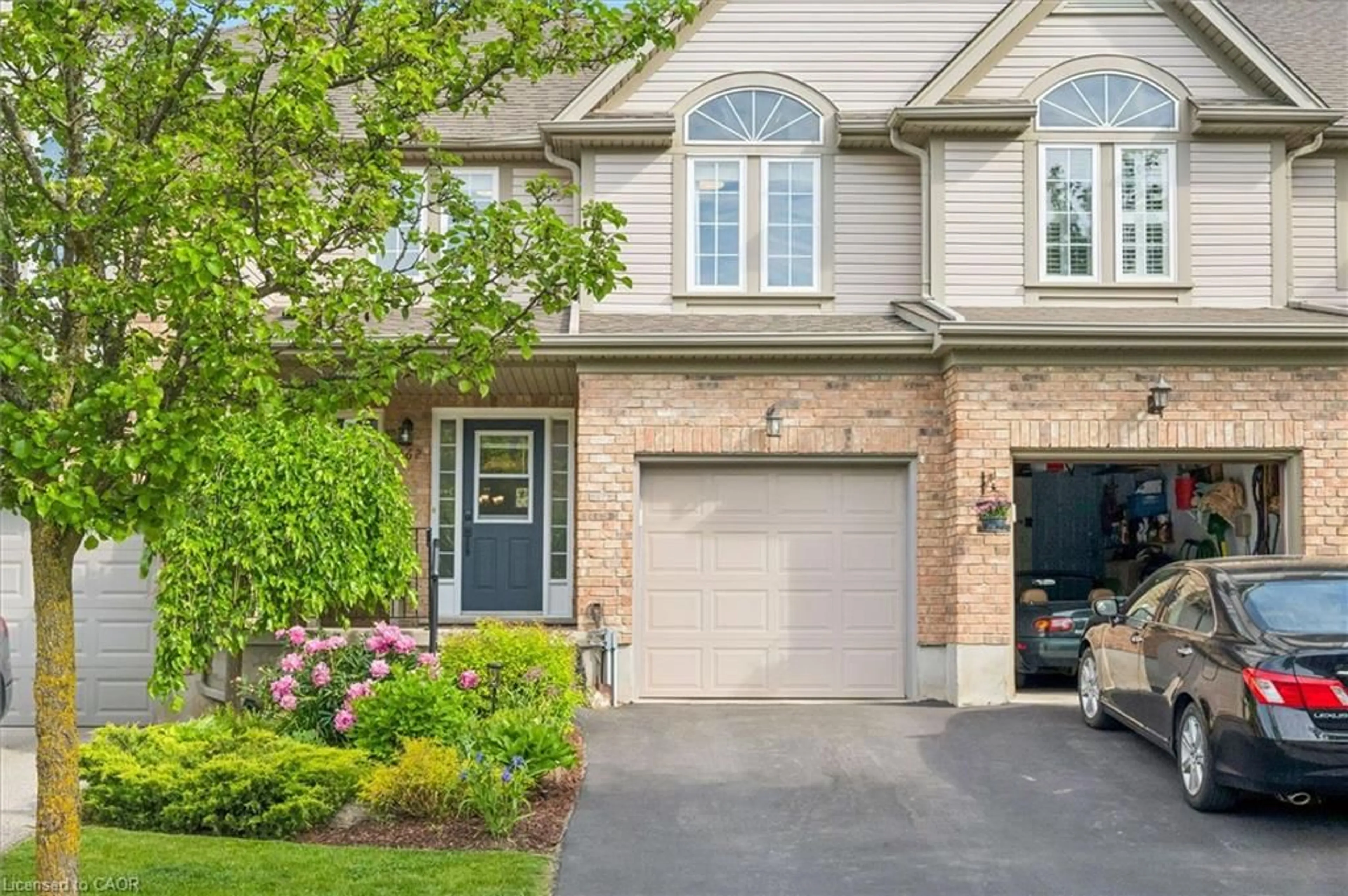 Home with brick exterior material, street for 462 Lausanne Cres, Waterloo Ontario N2T 2X4