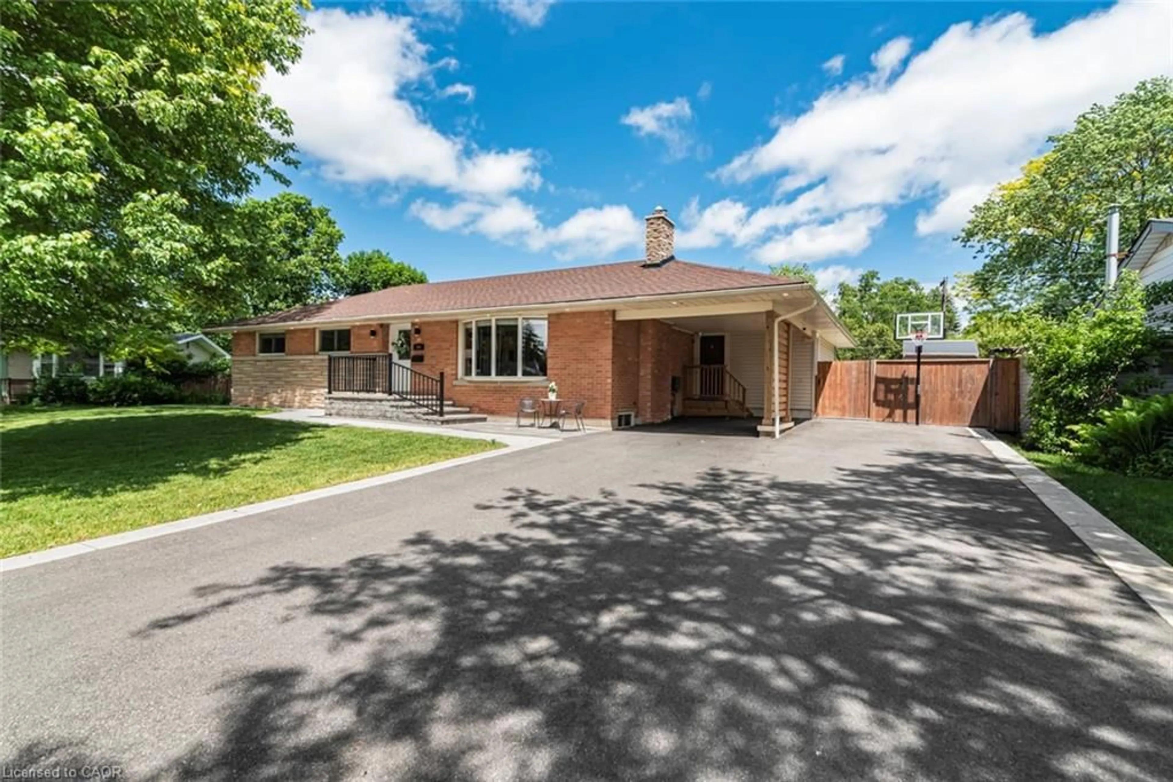 Unknown for 149 Seneca Crt, Ancaster Ontario L9G 3C1
