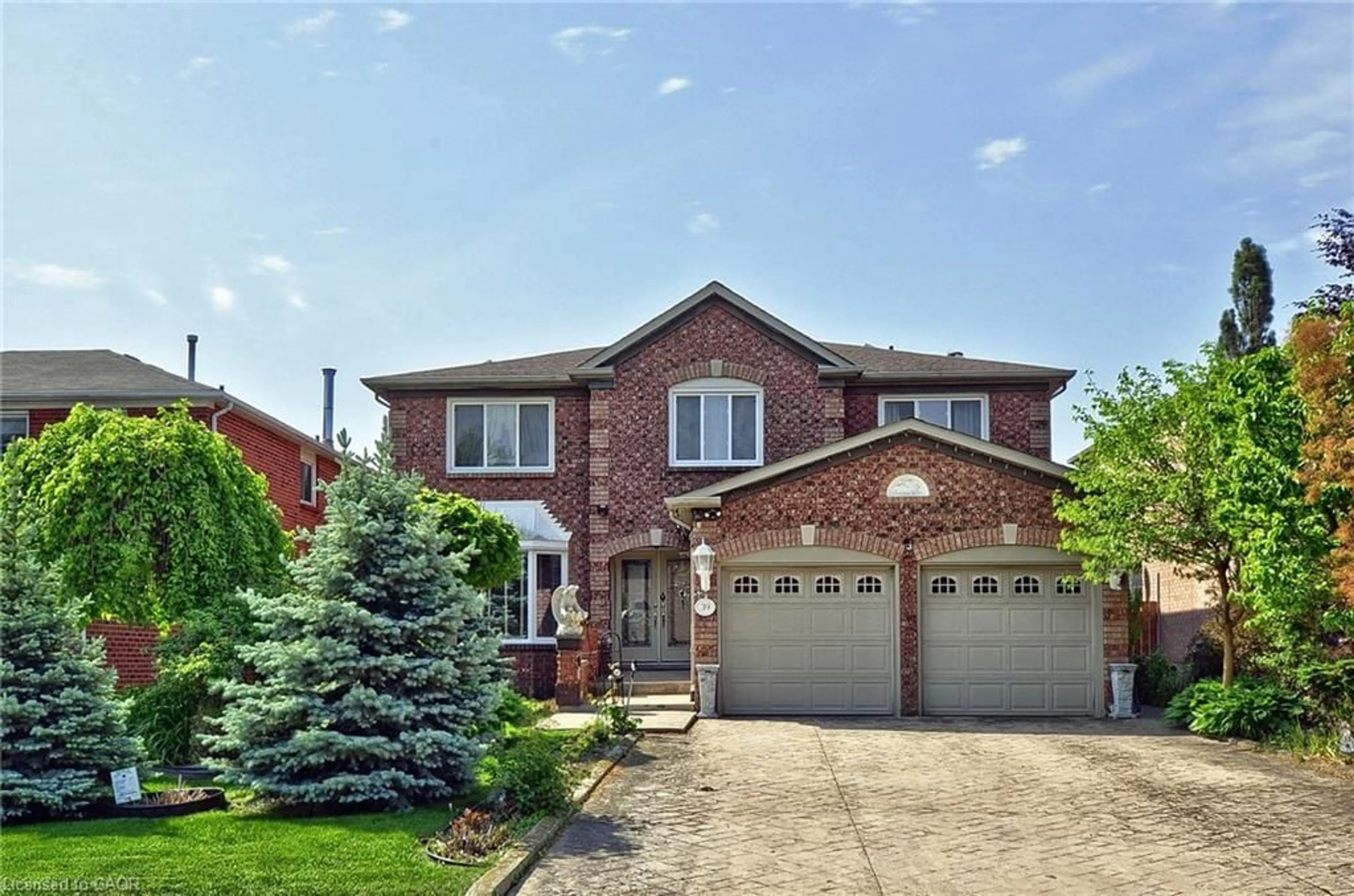 Home with brick exterior material, street for 39 Peregrine Cres, Cambridge Ontario N1T 1N9