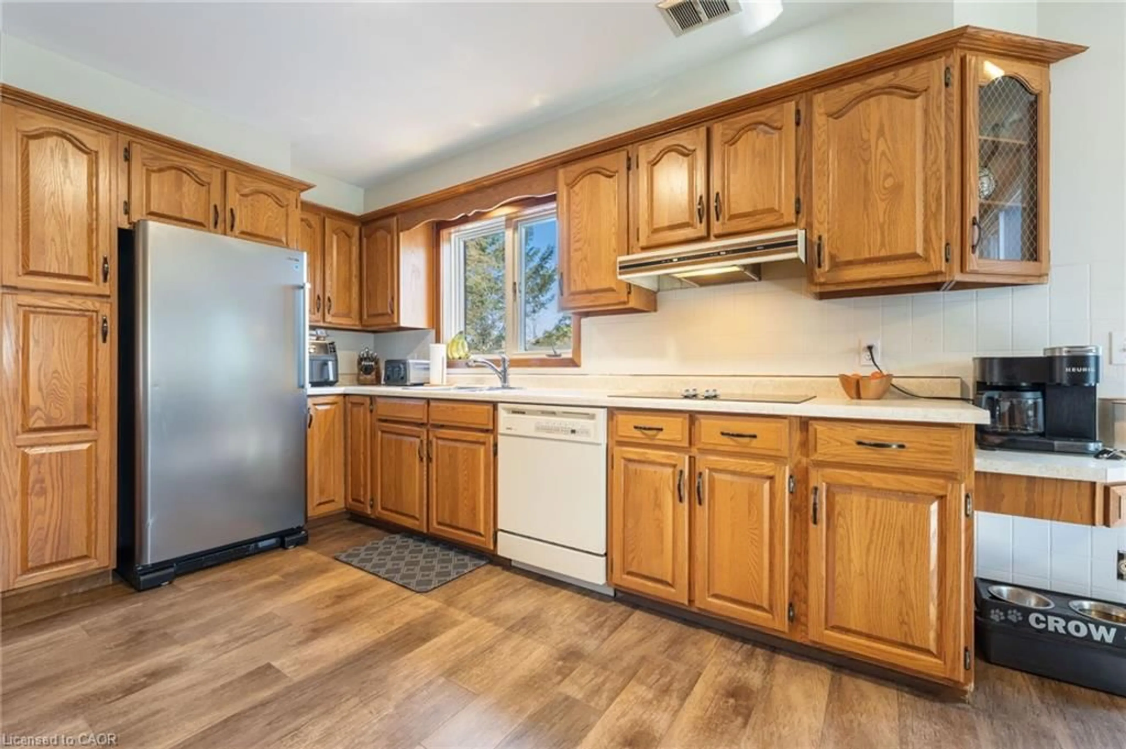 Standard kitchen, unknown for 775 4th Concession Road Enr, Fairground Ontario N0E 1G0
