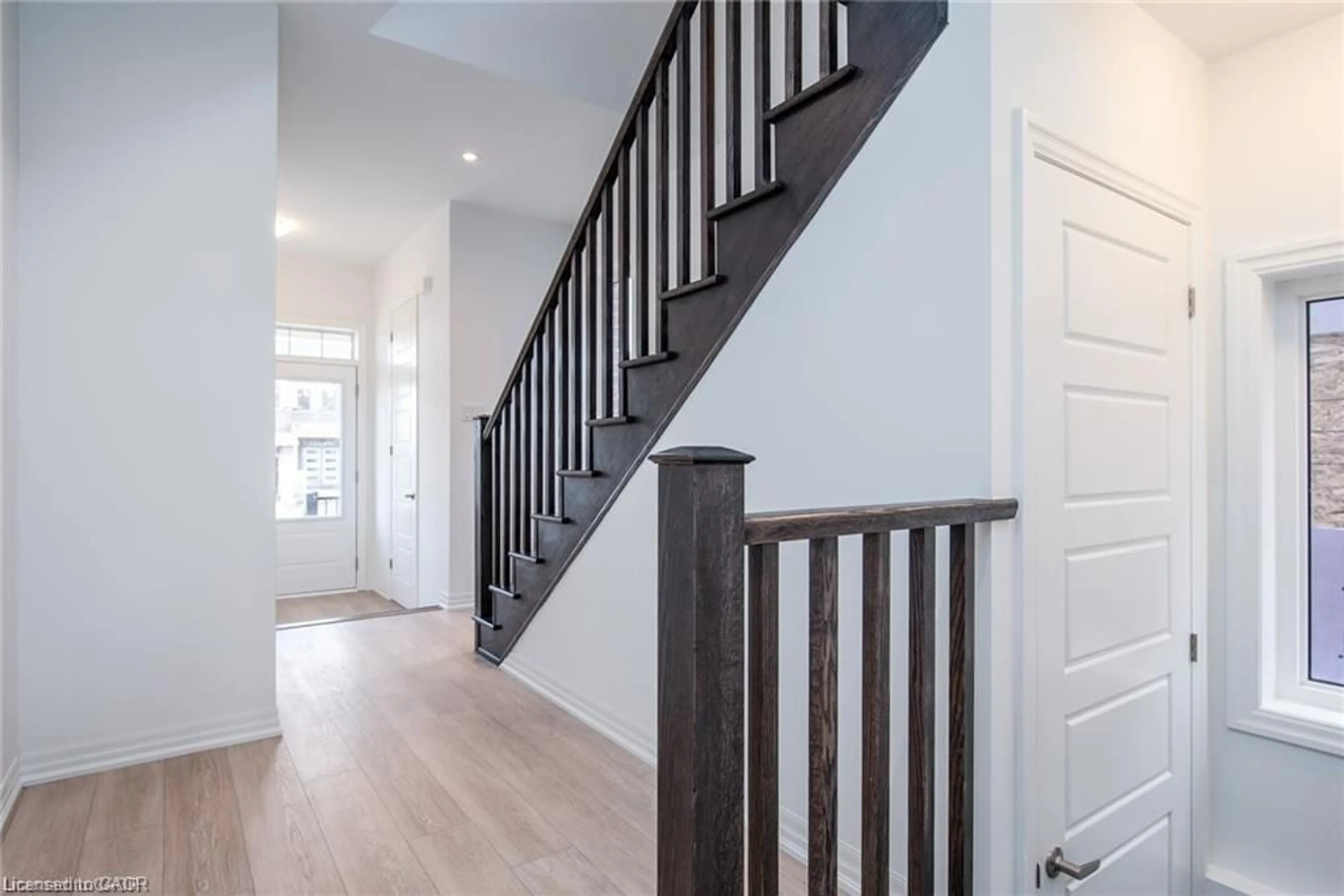 Stairs for 112 Forestwalk St, Kitchener Ontario N2R 0S9