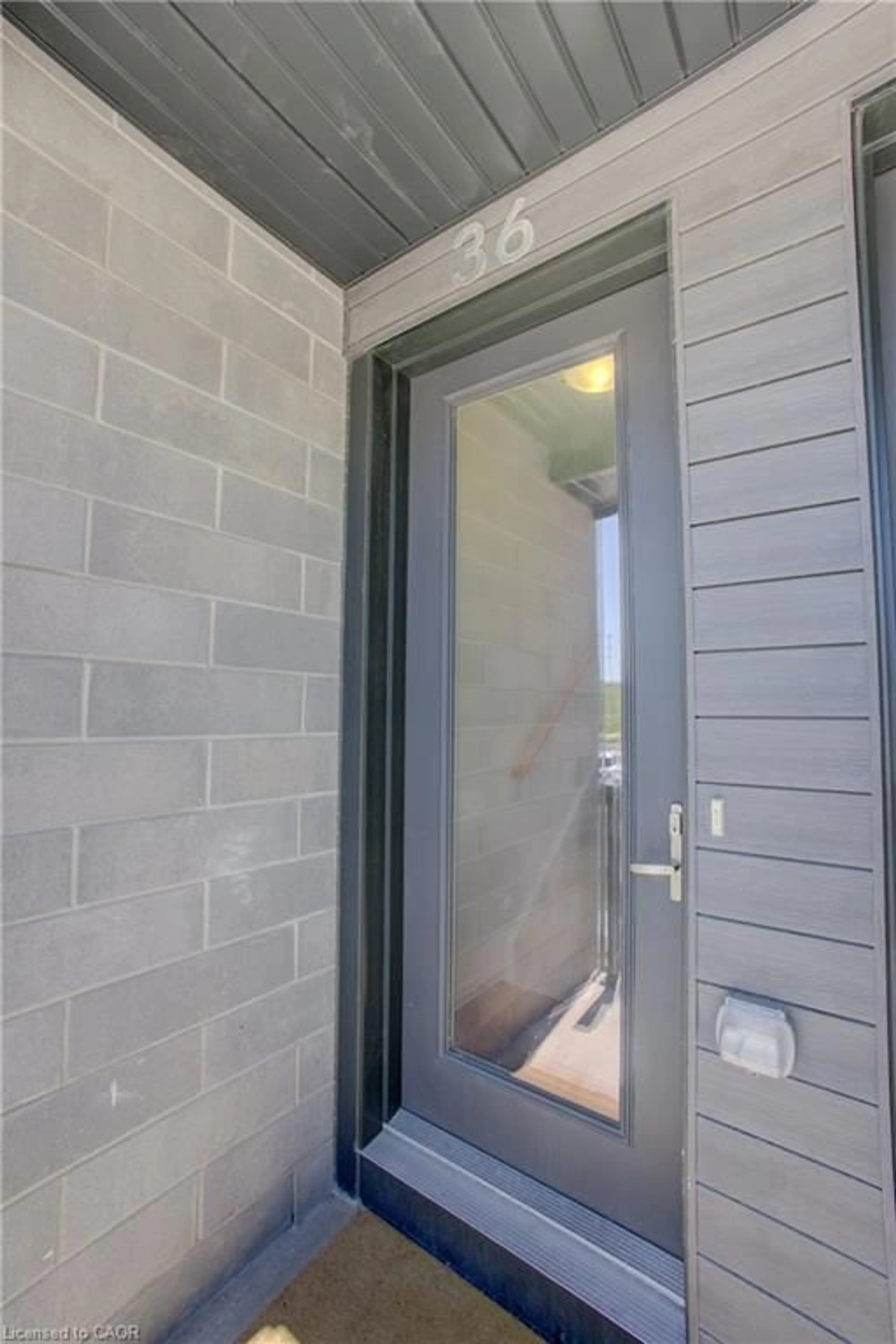 Indoor entryway for 142 Foamflower Pl #A036, Waterloo Ontario N2V 0G9
