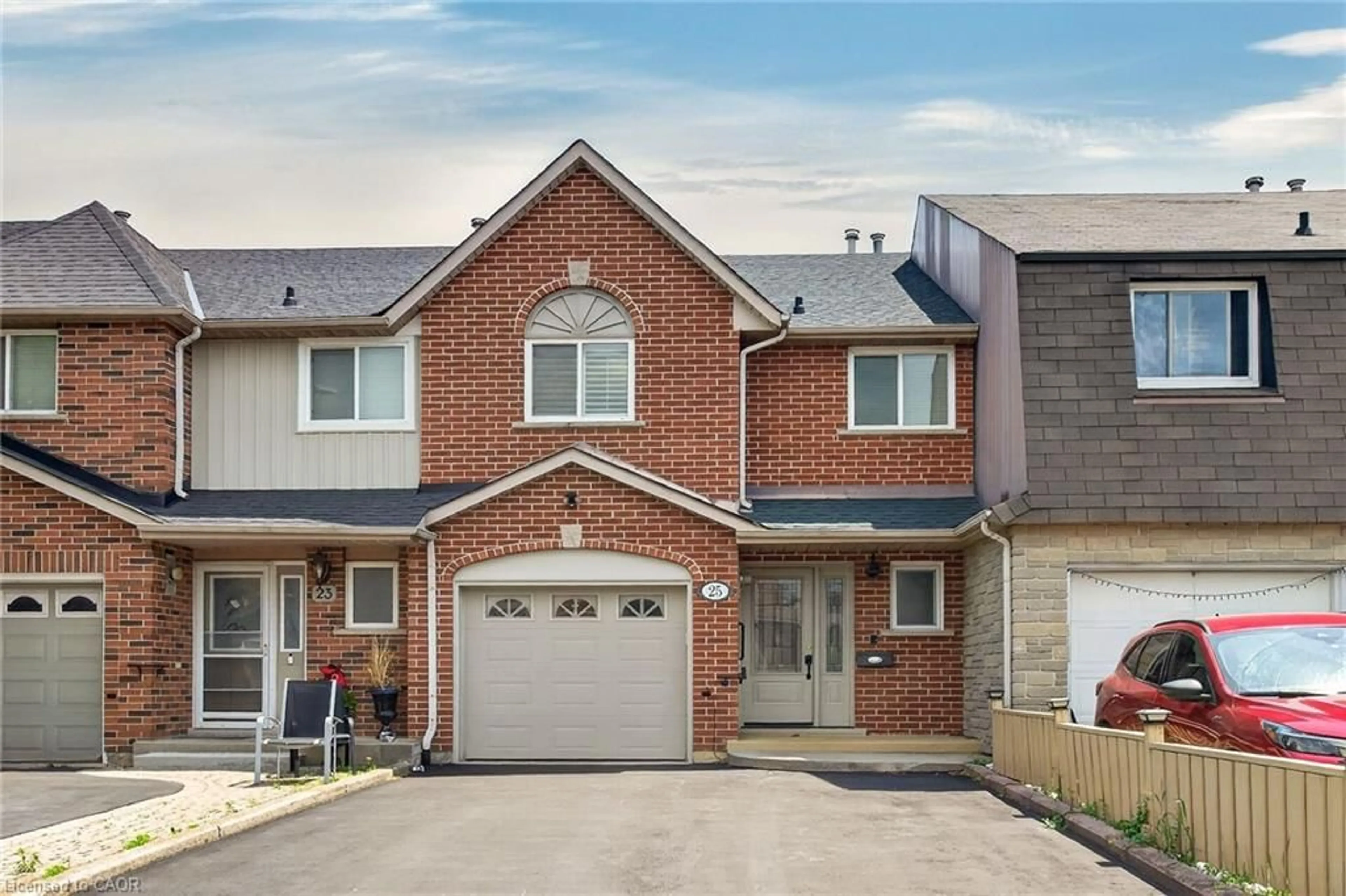 Home with brick exterior material, street for 25 Perthshire Crt, Hamilton Ontario L9B 2H1