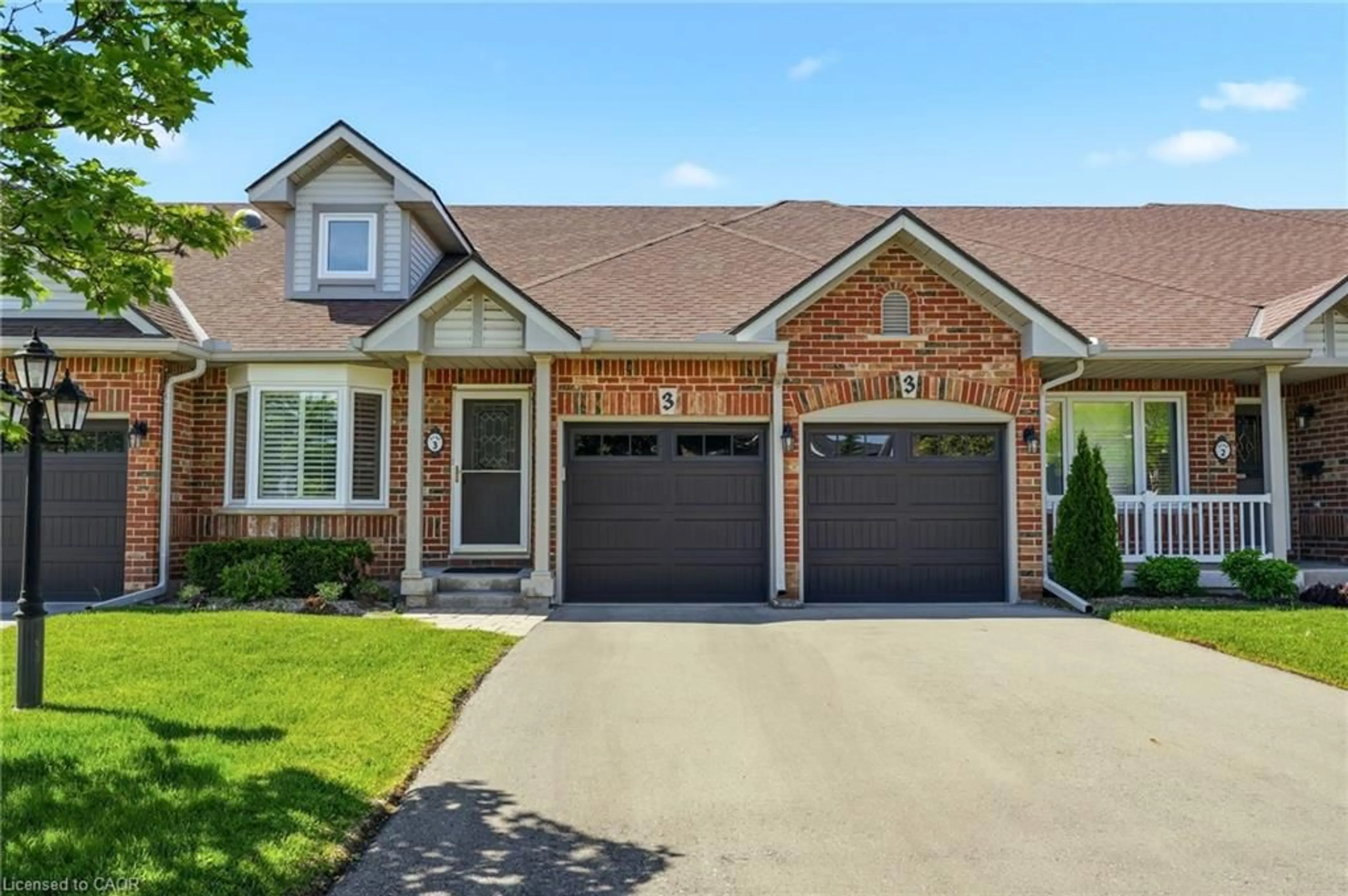 Home with brick exterior material, street for 2140 Turnberry Rd #3, Burlington Ontario L7M 4L8