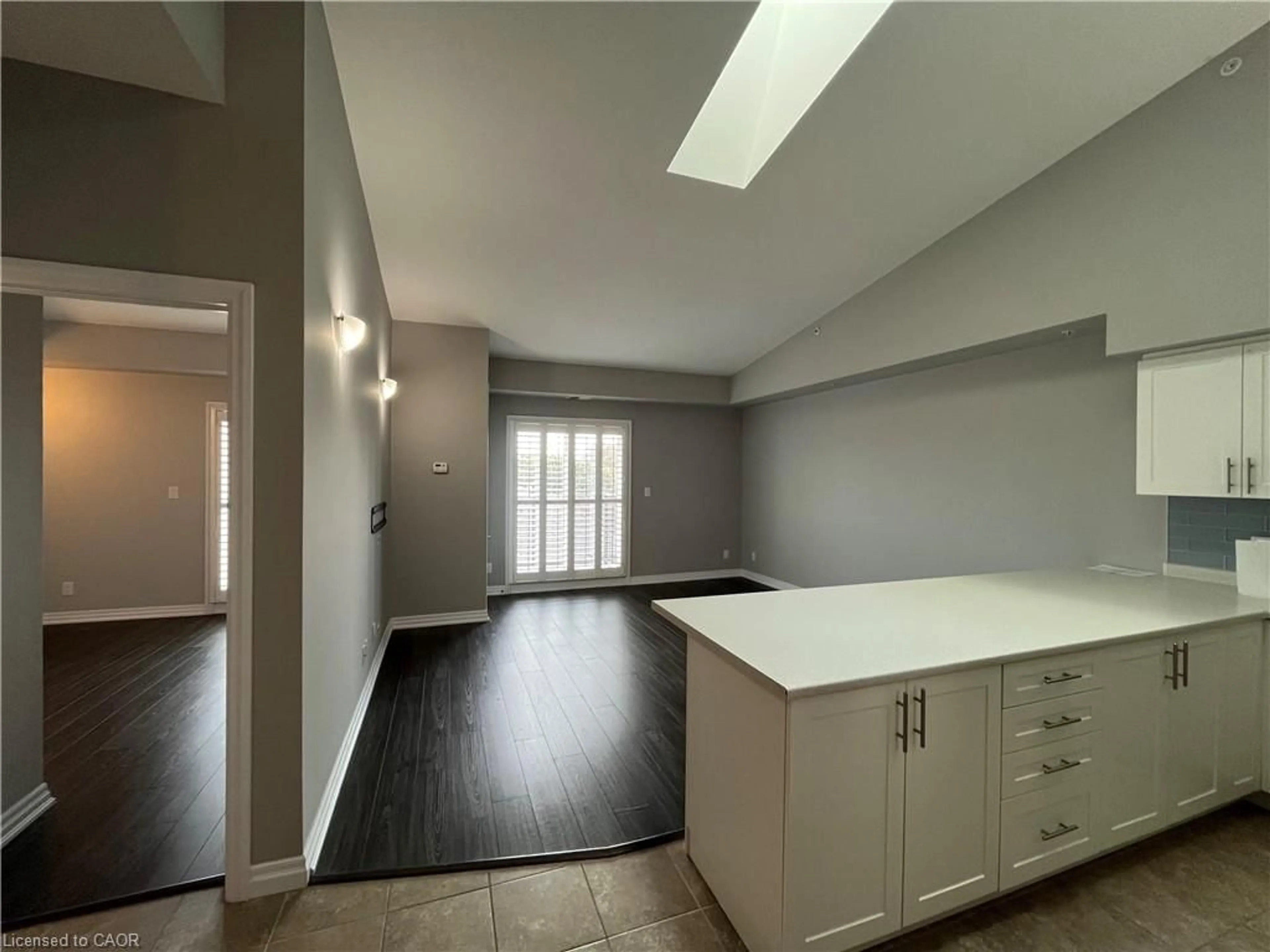 A pic of a room for 170 Rockhaven Lane #312, Waterdown Ontario L8B 1B5