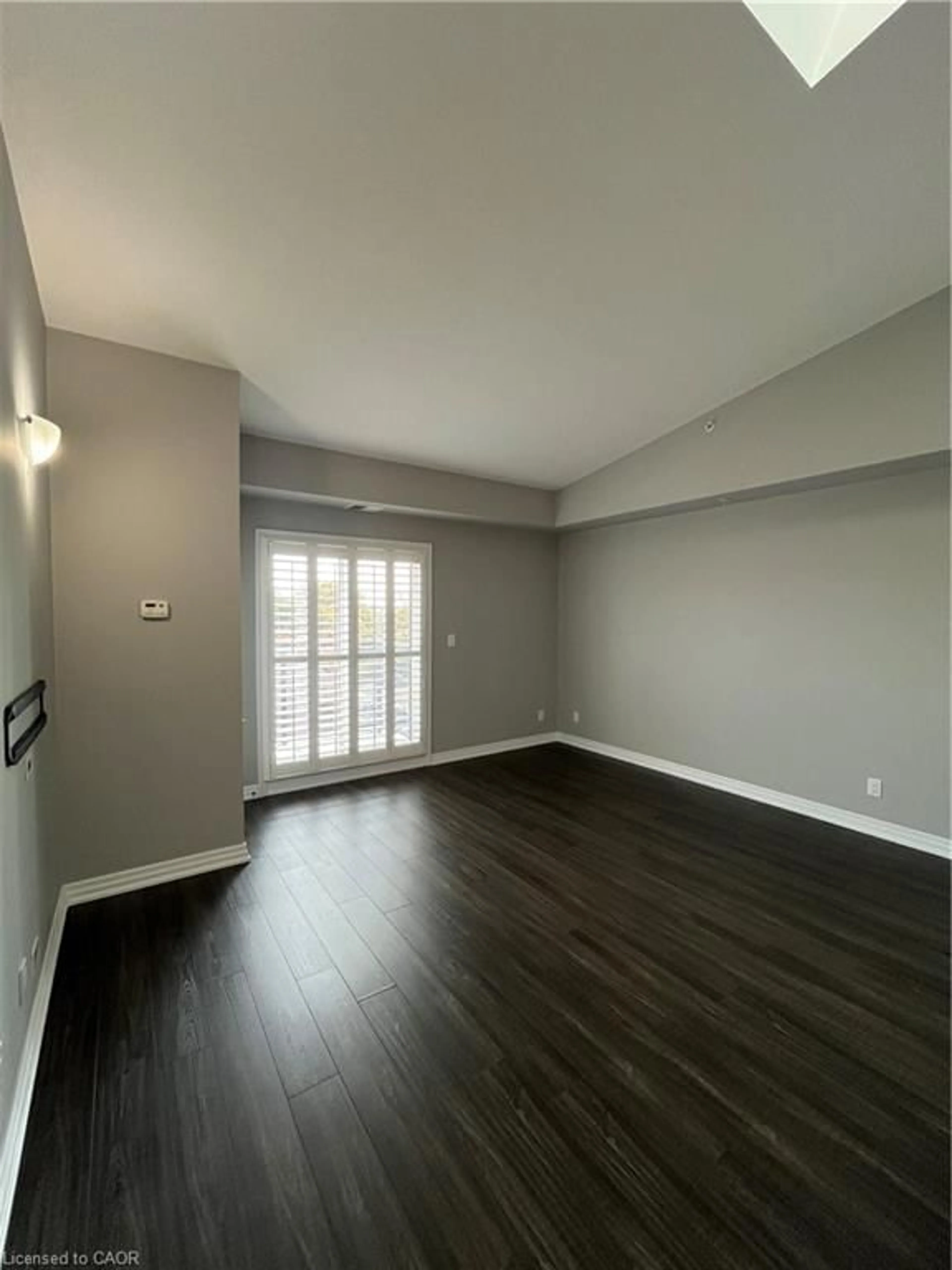 A pic of a room for 170 Rockhaven Lane #312, Waterdown Ontario L8B 1B5