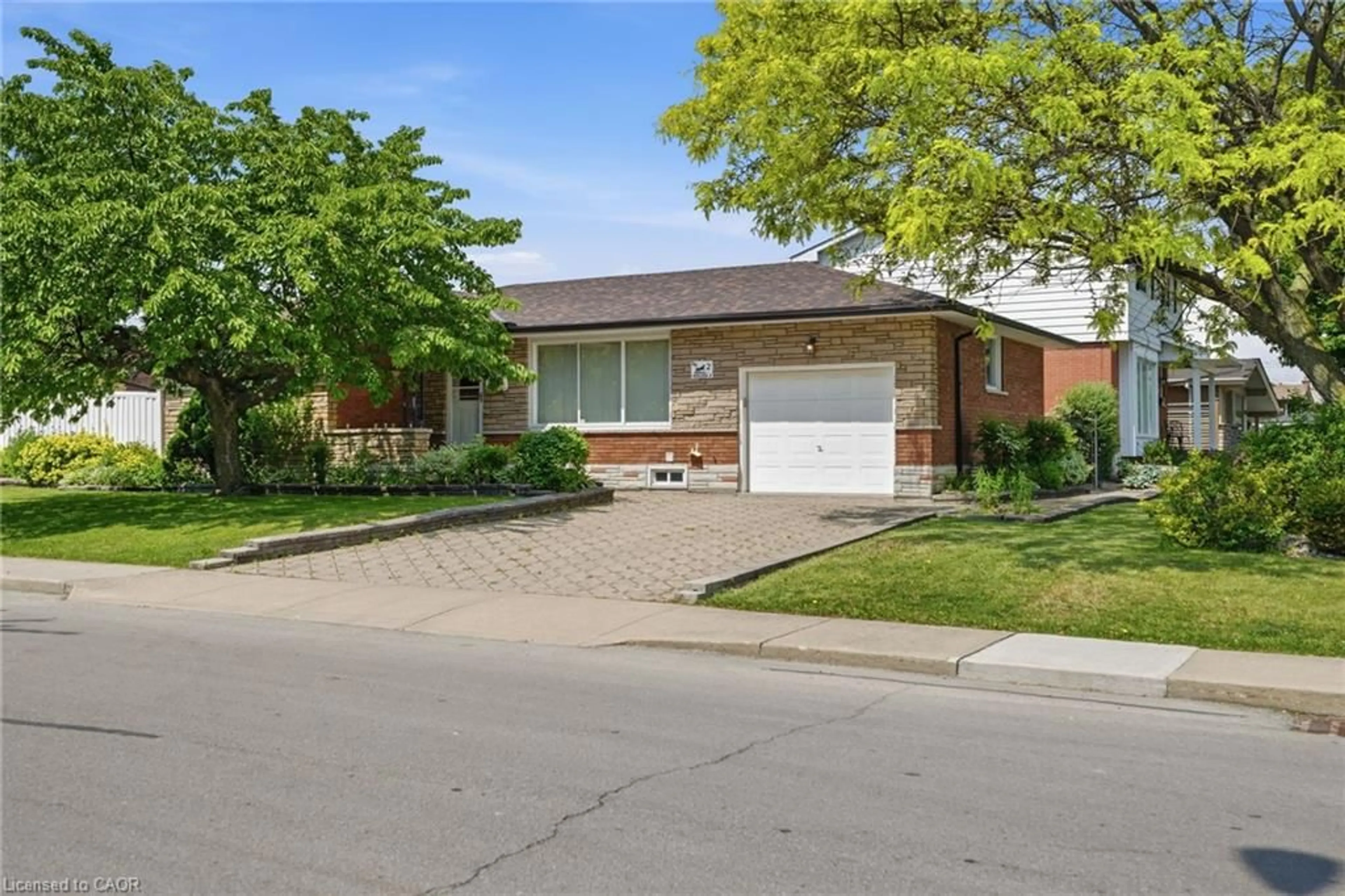 Home with brick exterior material, street for 2 Deerborn Dr, Hamilton Ontario L8V 3K7