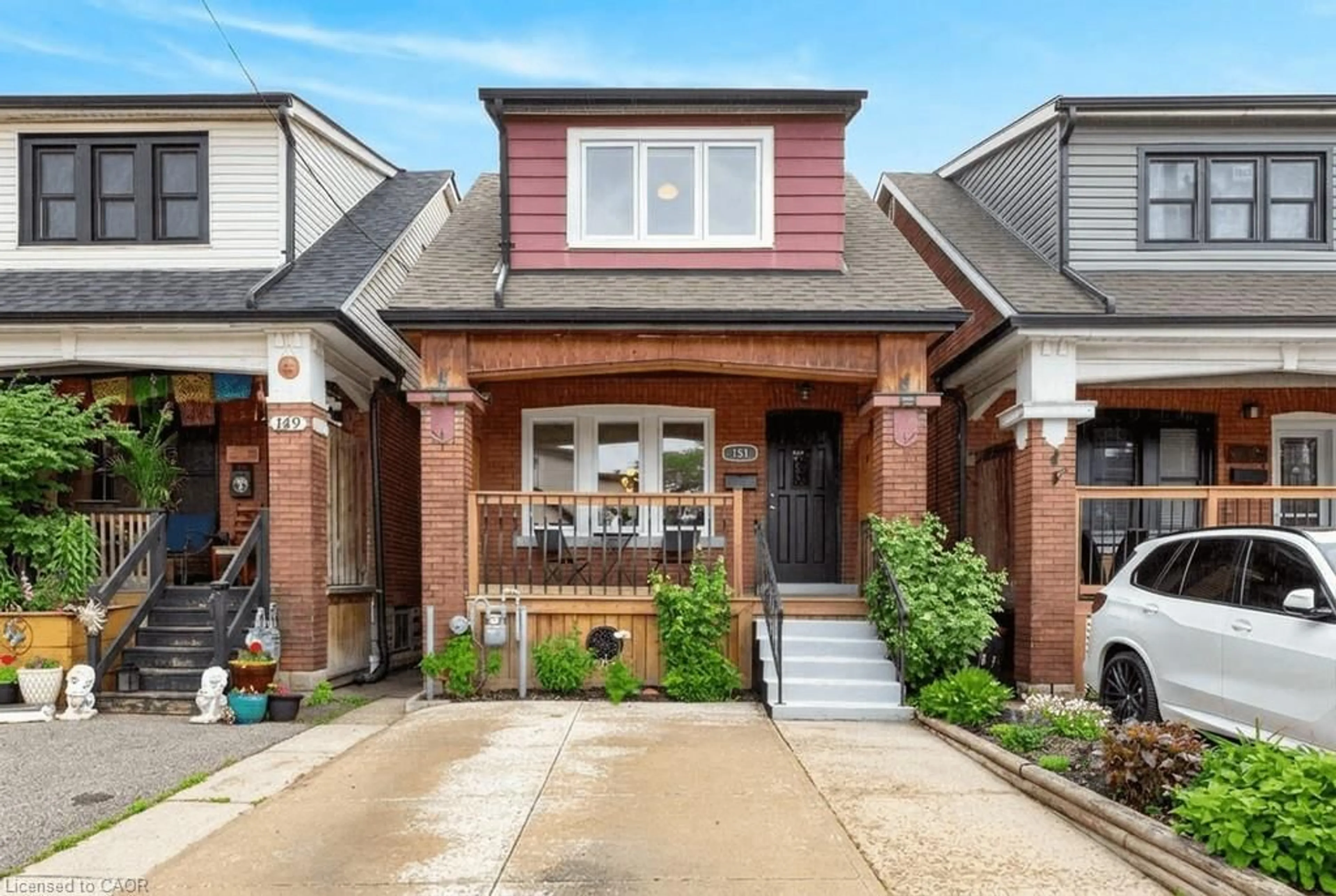 Home with brick exterior material, street for 151 Connaught Ave, Hamilton Ontario L8L 6Z4