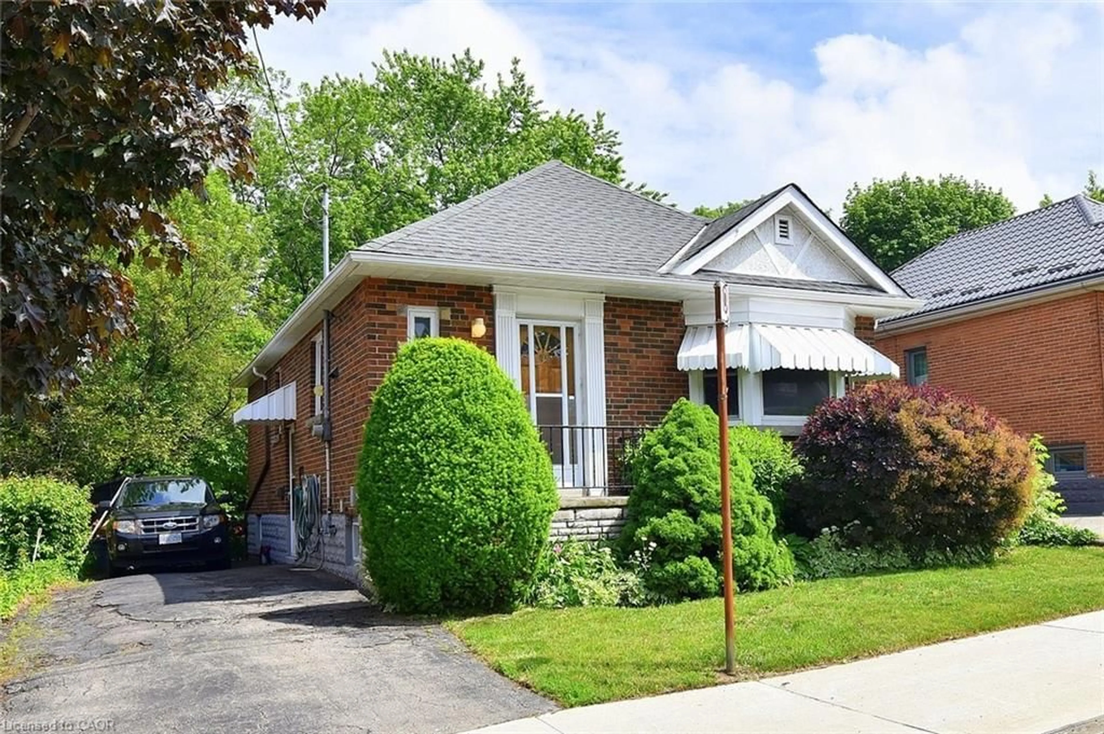 Home with brick exterior material, street for 603 Upper Wentworth St, Hamilton Ontario L9A 4V1