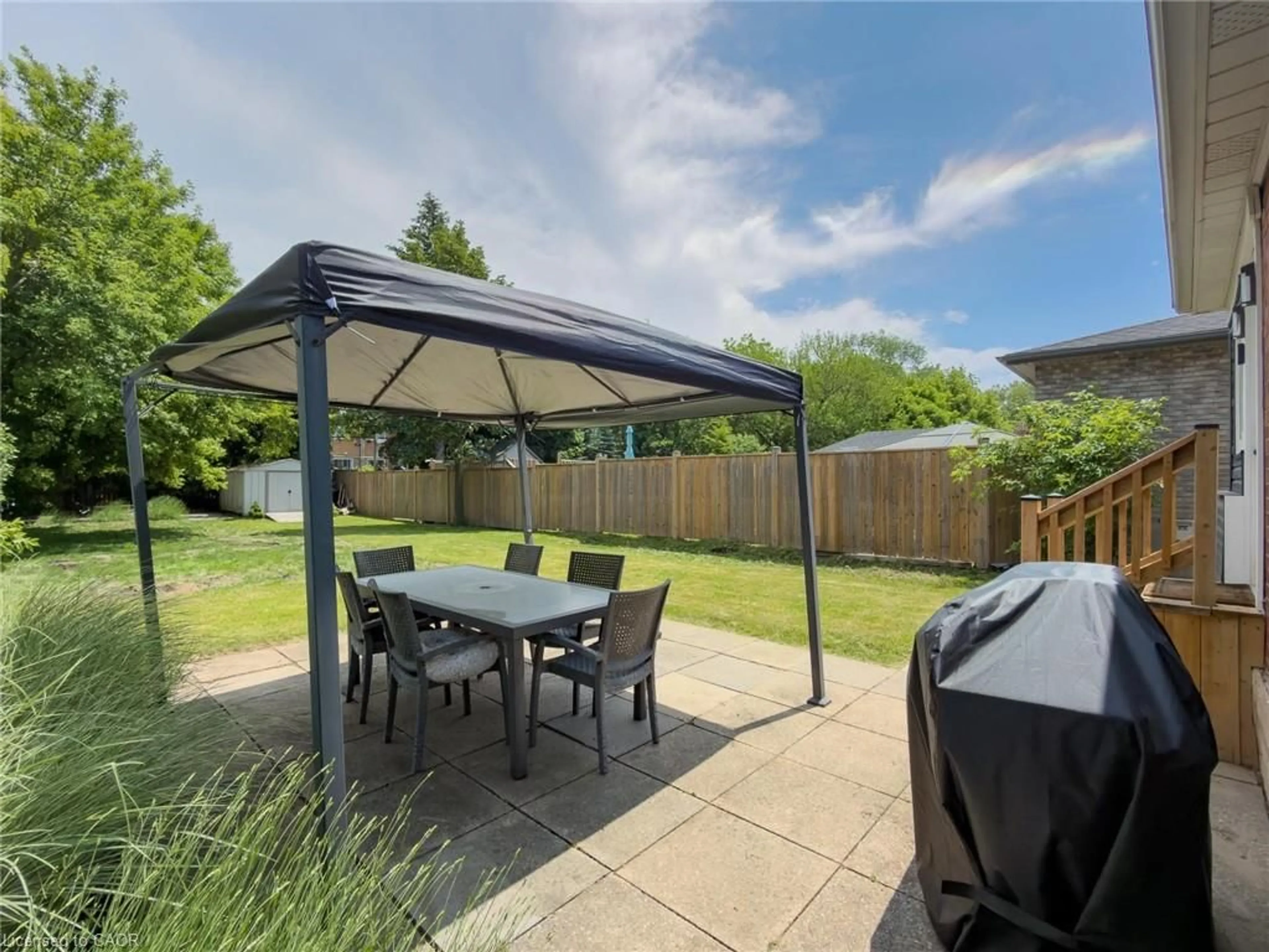 Patio, street for 32 Lorne St, St. Catharines Ontario L2P 3C7