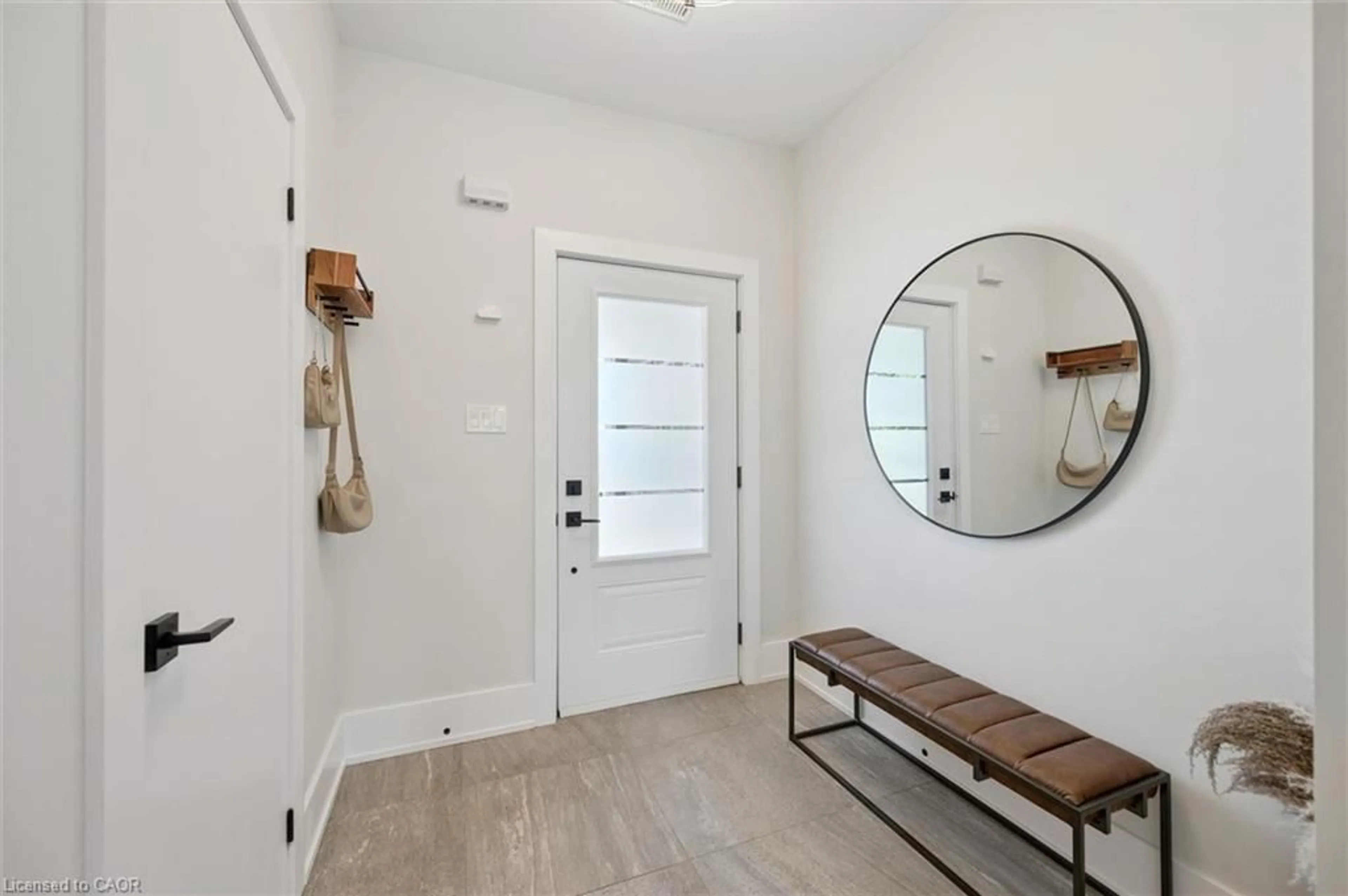 Indoor entryway for 63 Plymouth Rd, Kitchener Ontario N2G 3G7