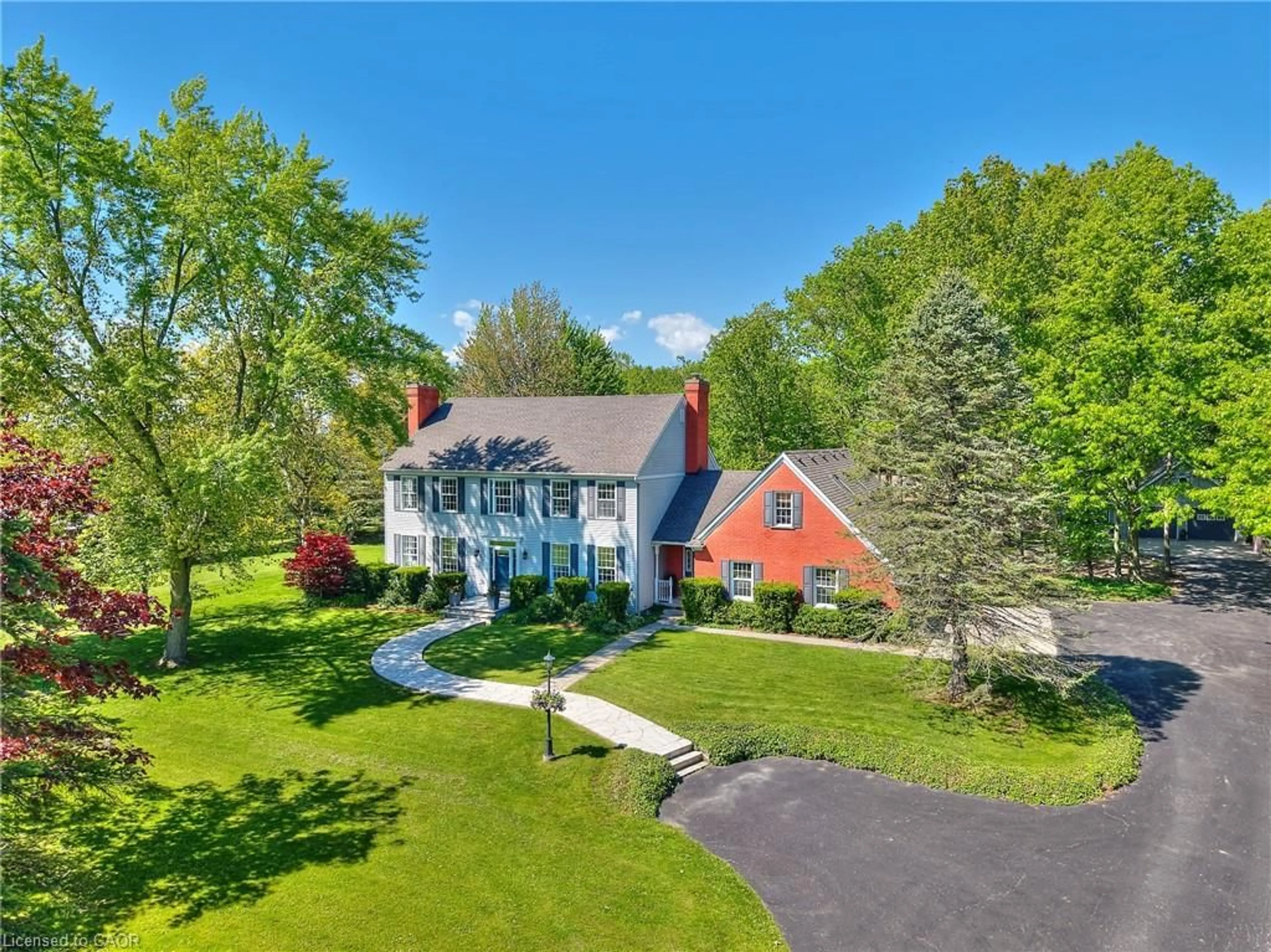 A pic from outside/outdoor area/front of a property/back of a property/a pic from drone, street for 1408 Bird Rd, Dunnville Ontario N1A 2W2