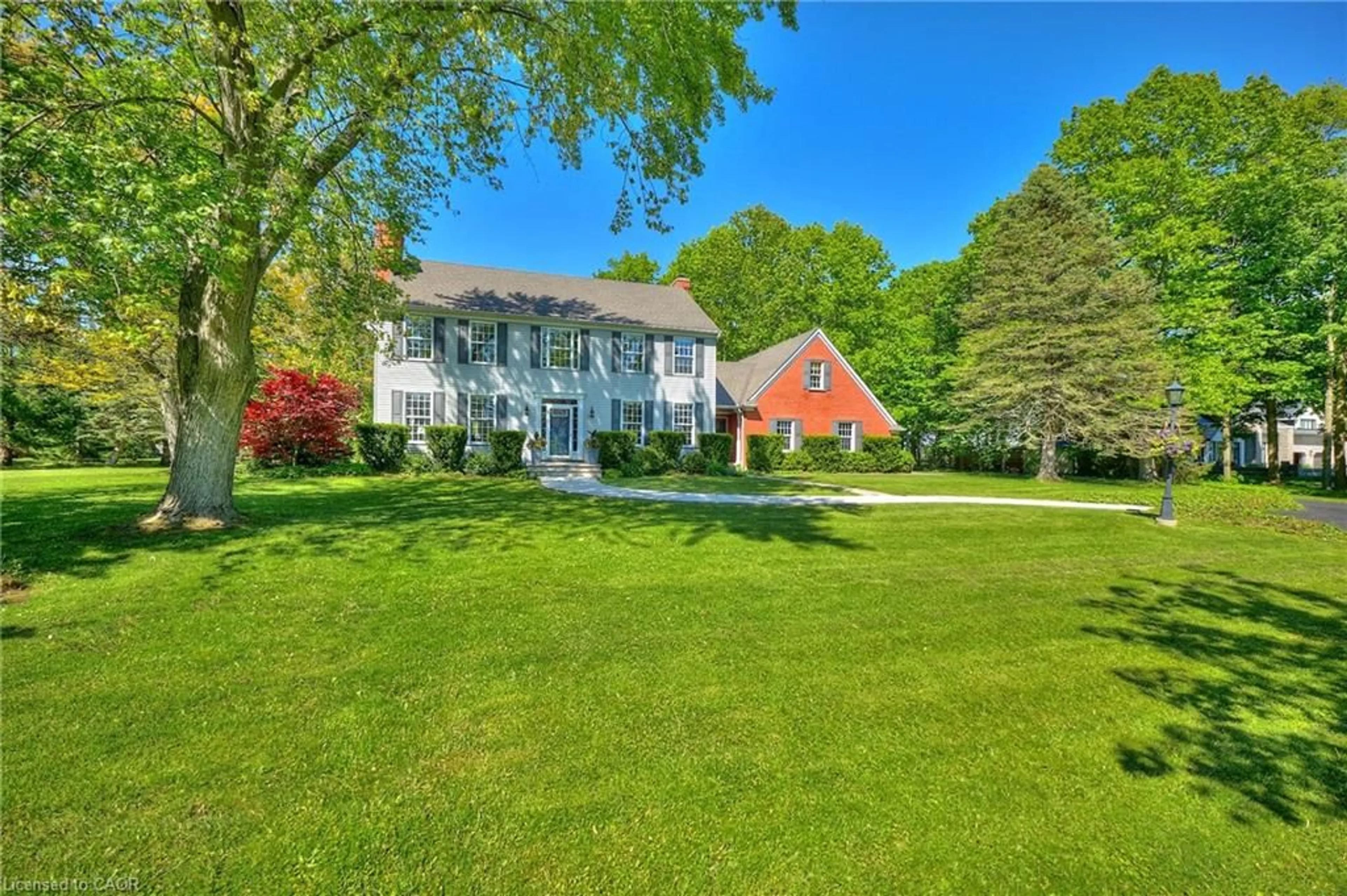 A pic from outside/outdoor area/front of a property/back of a property/a pic from drone, street for 1408 Bird Rd, Dunnville Ontario N1A 2W2