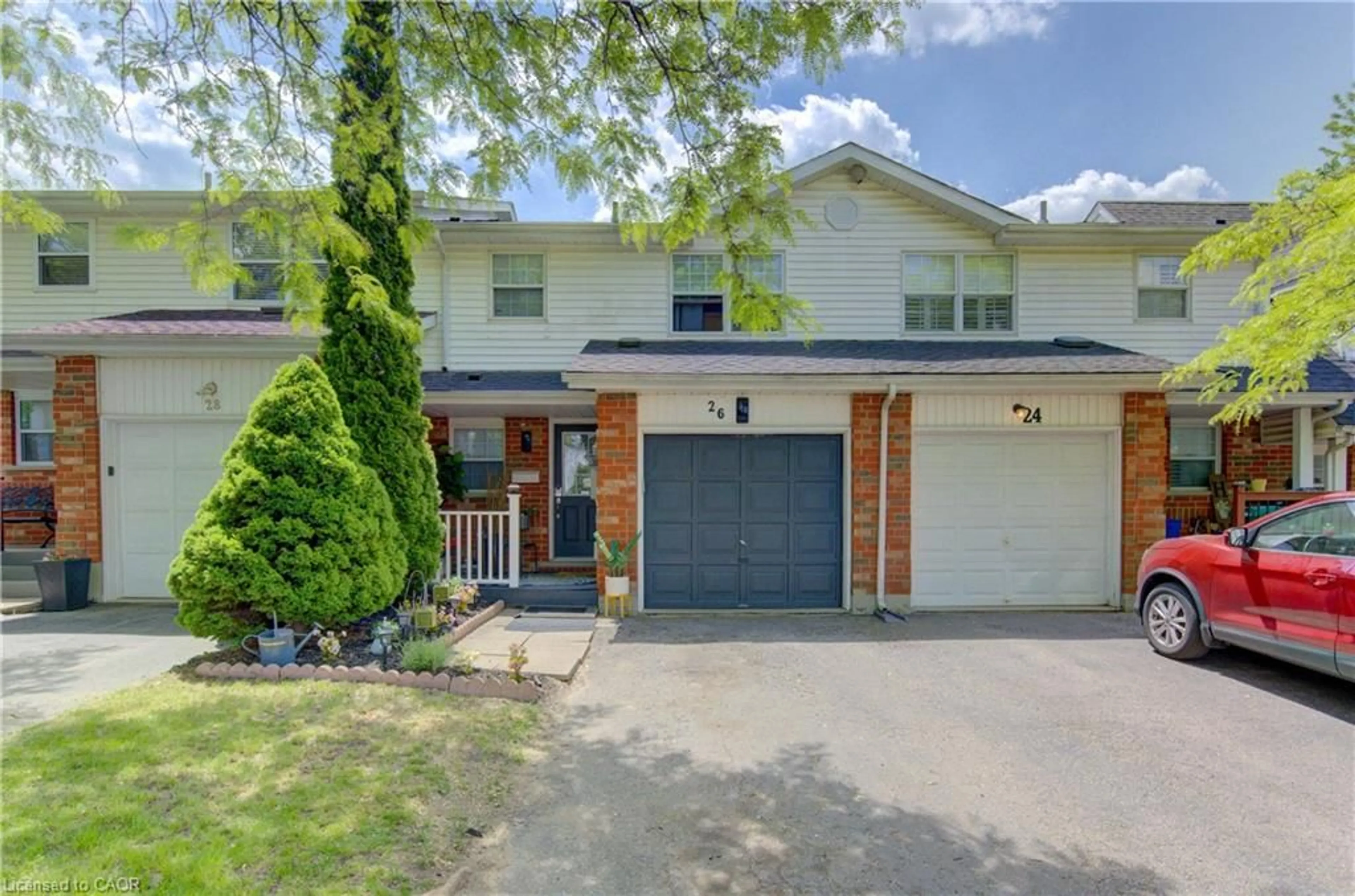 Home with brick exterior material, street for 26 Hartley Crt, Cambridge Ontario N1R 8J4