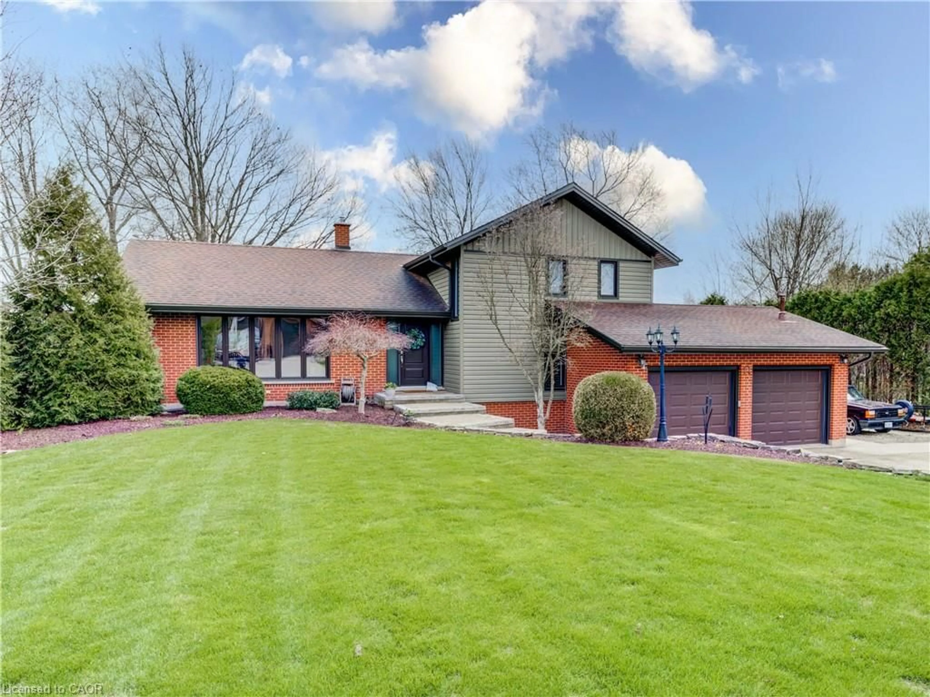 Home with brick exterior material, street for 11 Robin St, Sweaburg Ontario N4S 7V6