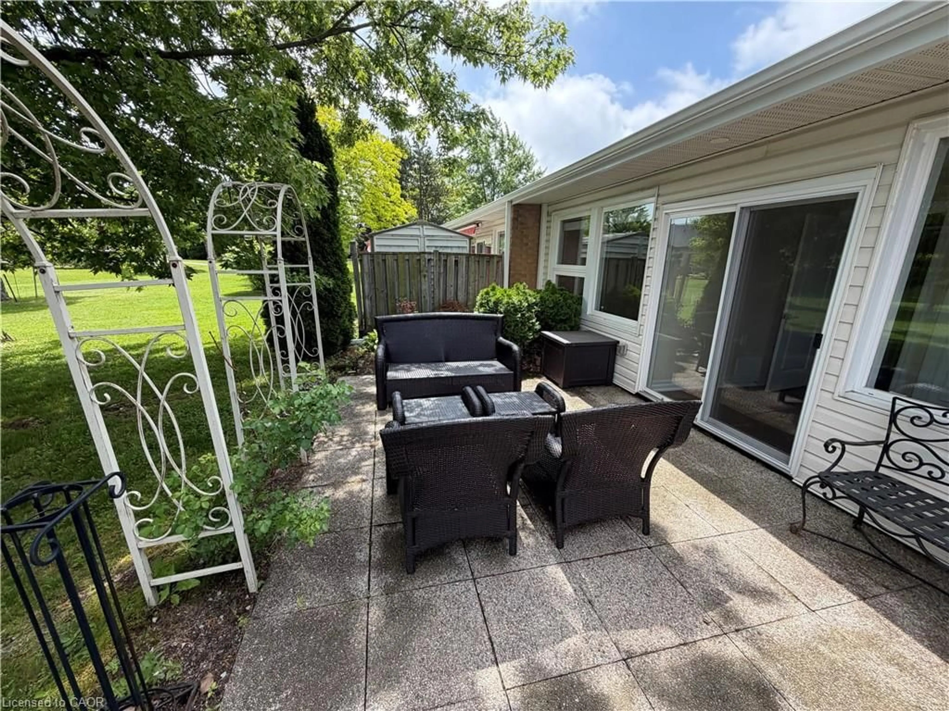 Patio, unknown for 9 Gates Lane, Hamilton Ontario L9B 1T8
