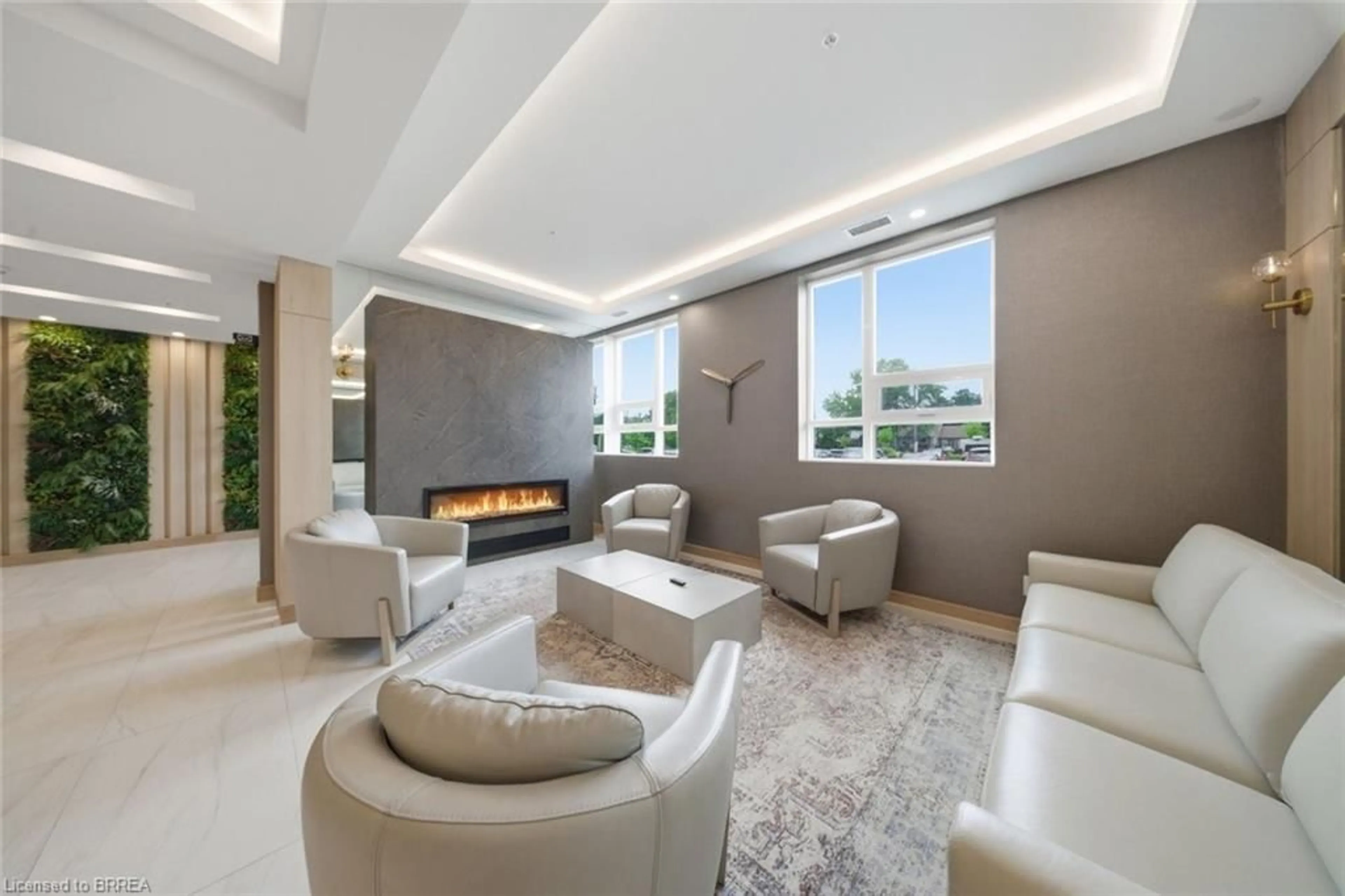 Lobby for 34 Norman St #108, Brantford Ontario N3R 2Y1