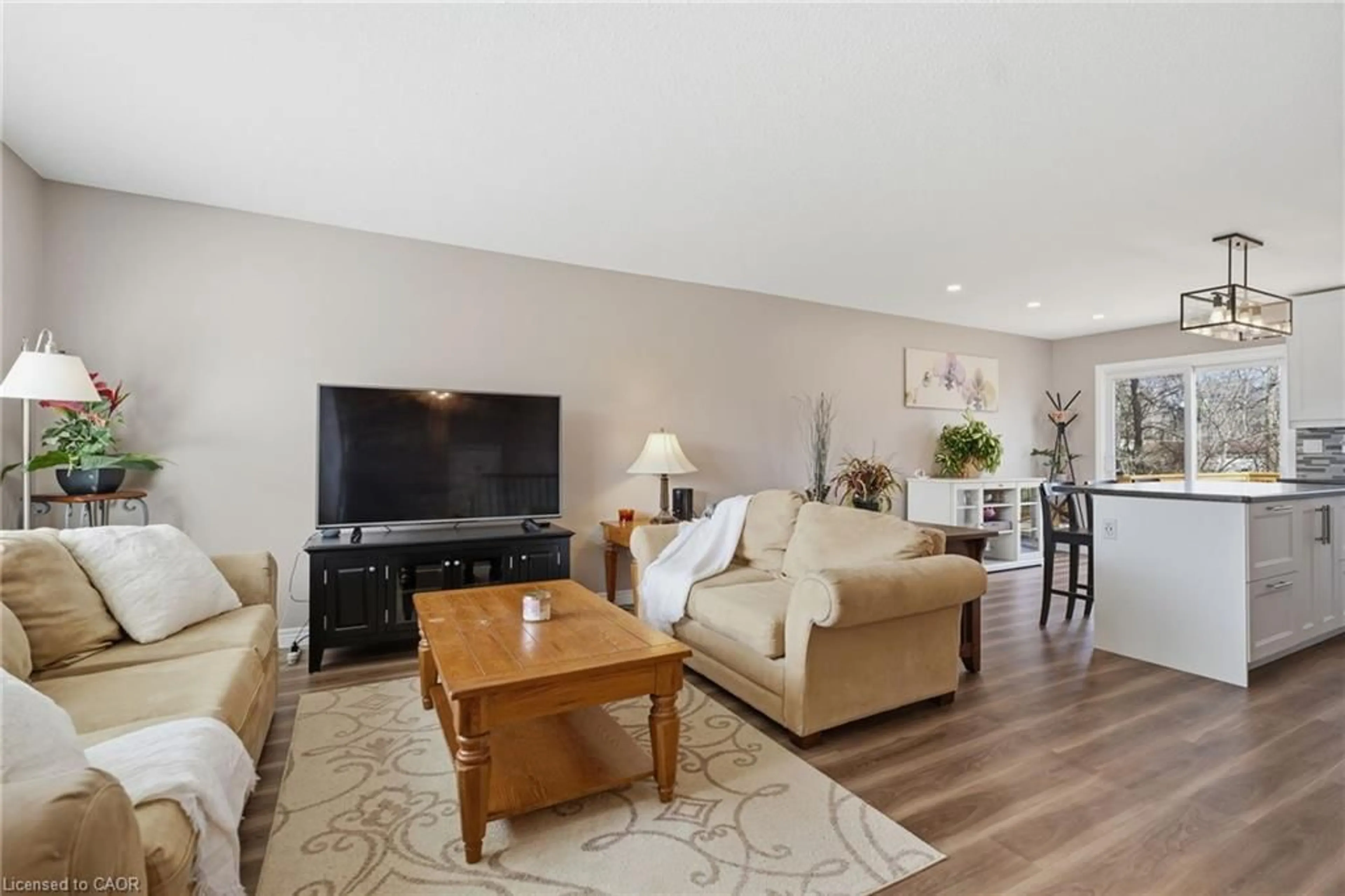 Living room with furniture, unknown for 3148 Jewell Ave, Ridgeway Ontario L0S 1N0