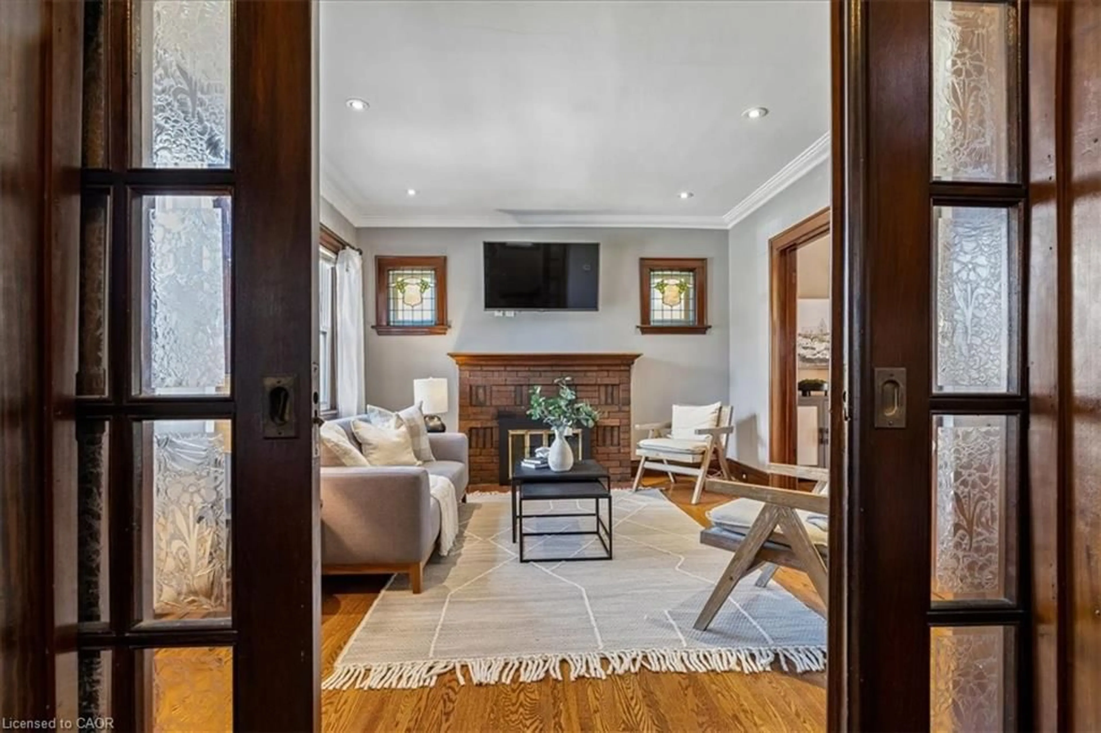 Unknown for 25 Ottawa St, Hamilton Ontario L8K 2C9