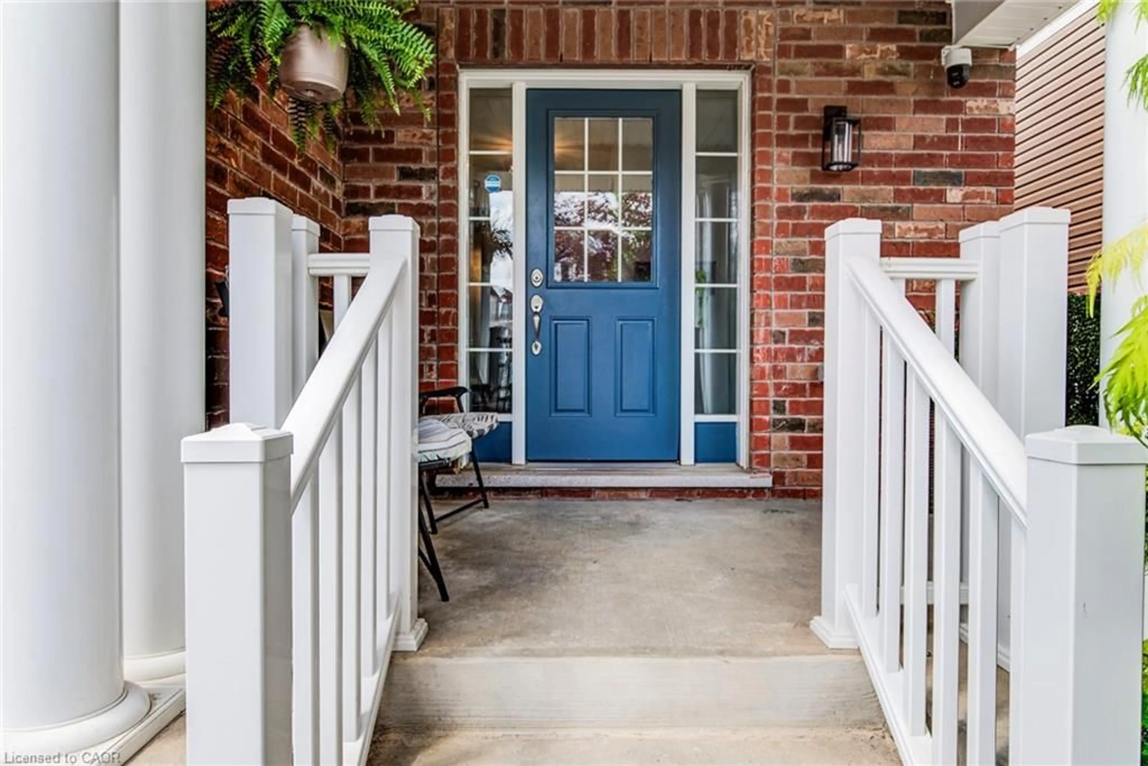 Indoor entryway for 231 Falling Green Cres, Kitchener Ontario N2R 0G1