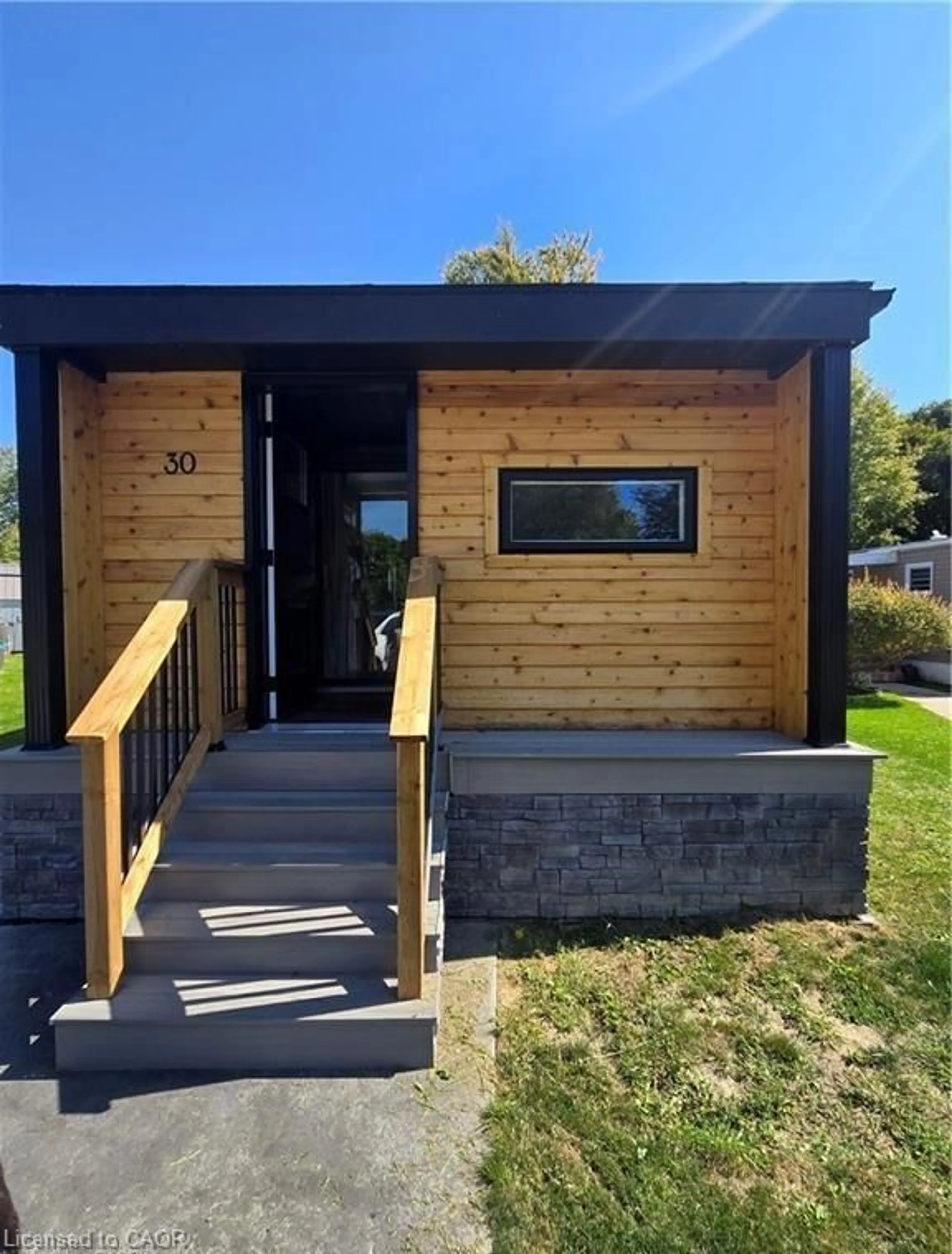 Home with vinyl exterior material, unknown for 22220 Charing Cross Rd #30, Chatham Ontario N7M 5V8