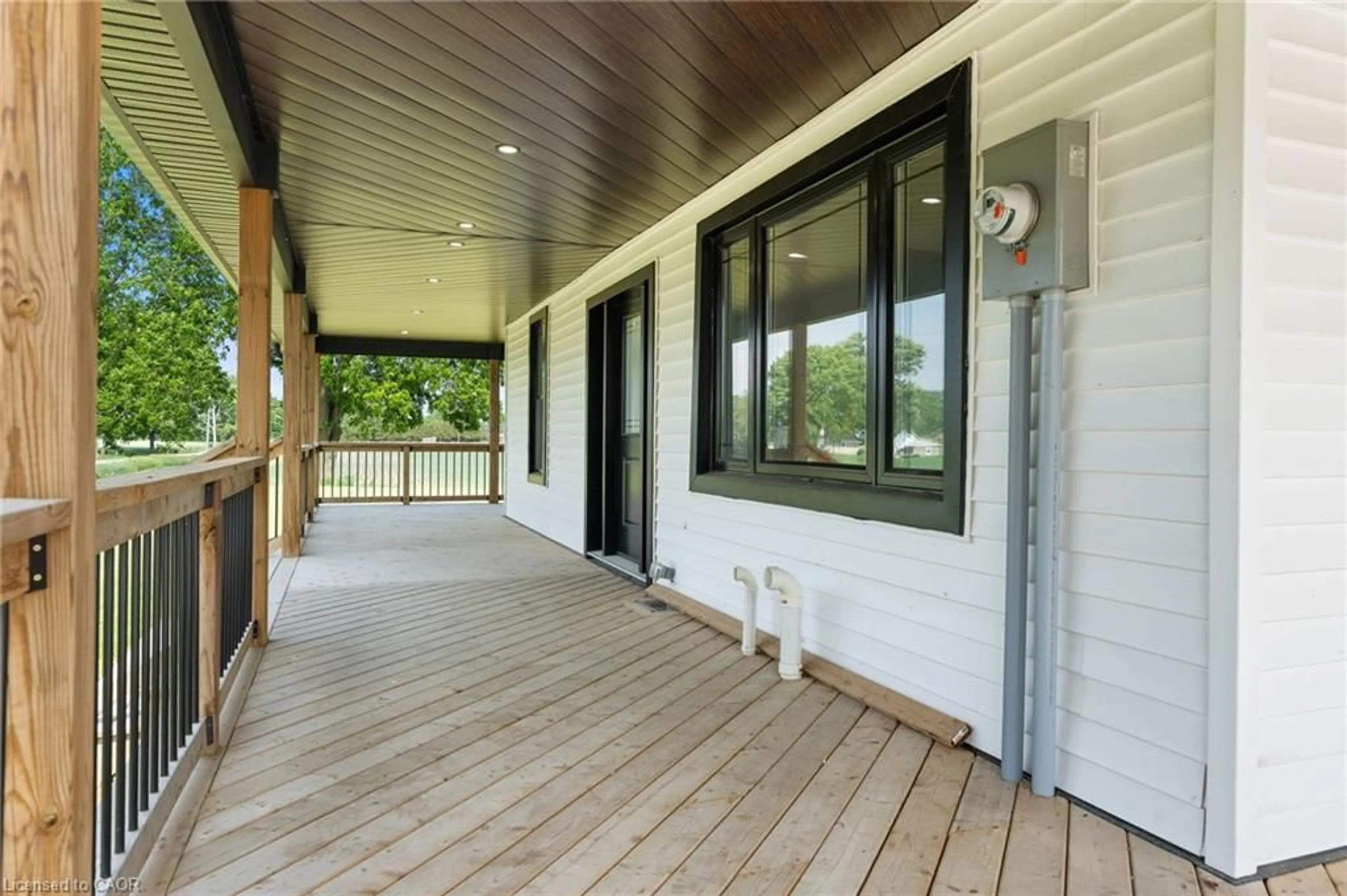 Patio, unknown for 1678 Norfolk Cty Rd 21, Norfolk County Ontario N4B 2W4
