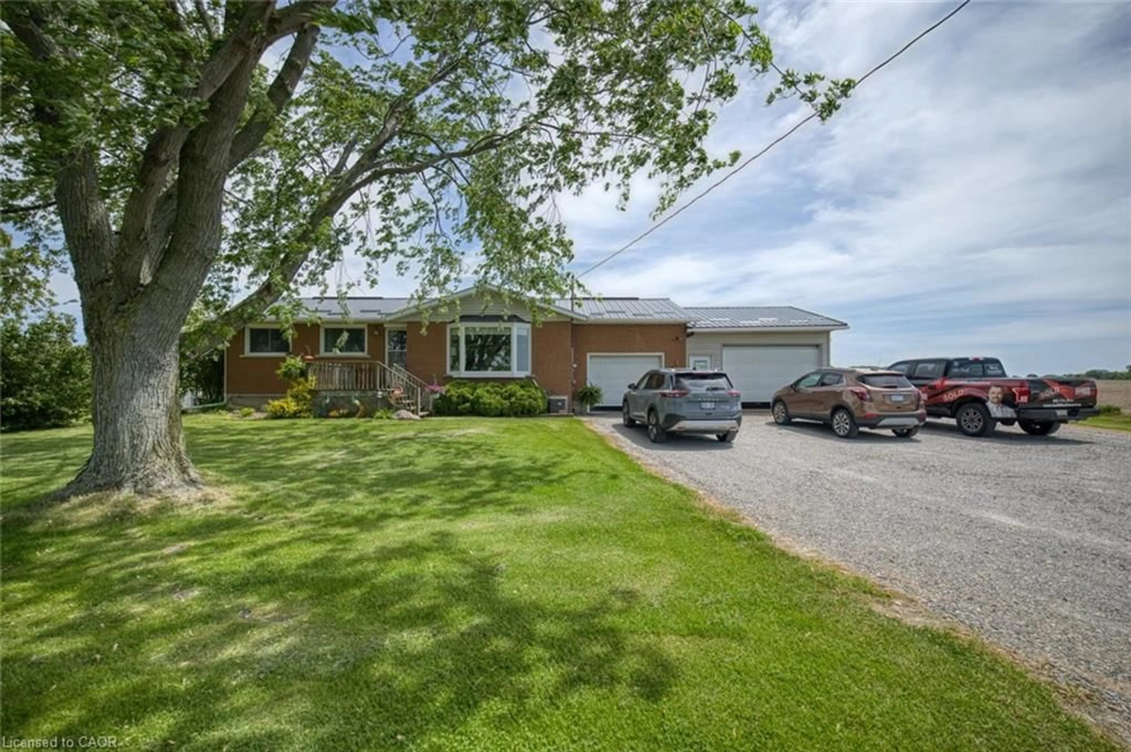 A pic from outside/outdoor area/front of a property/back of a property/a pic from drone, street for 4276 Haldimand Road 20, Dunnville Ontario N1A 2W3