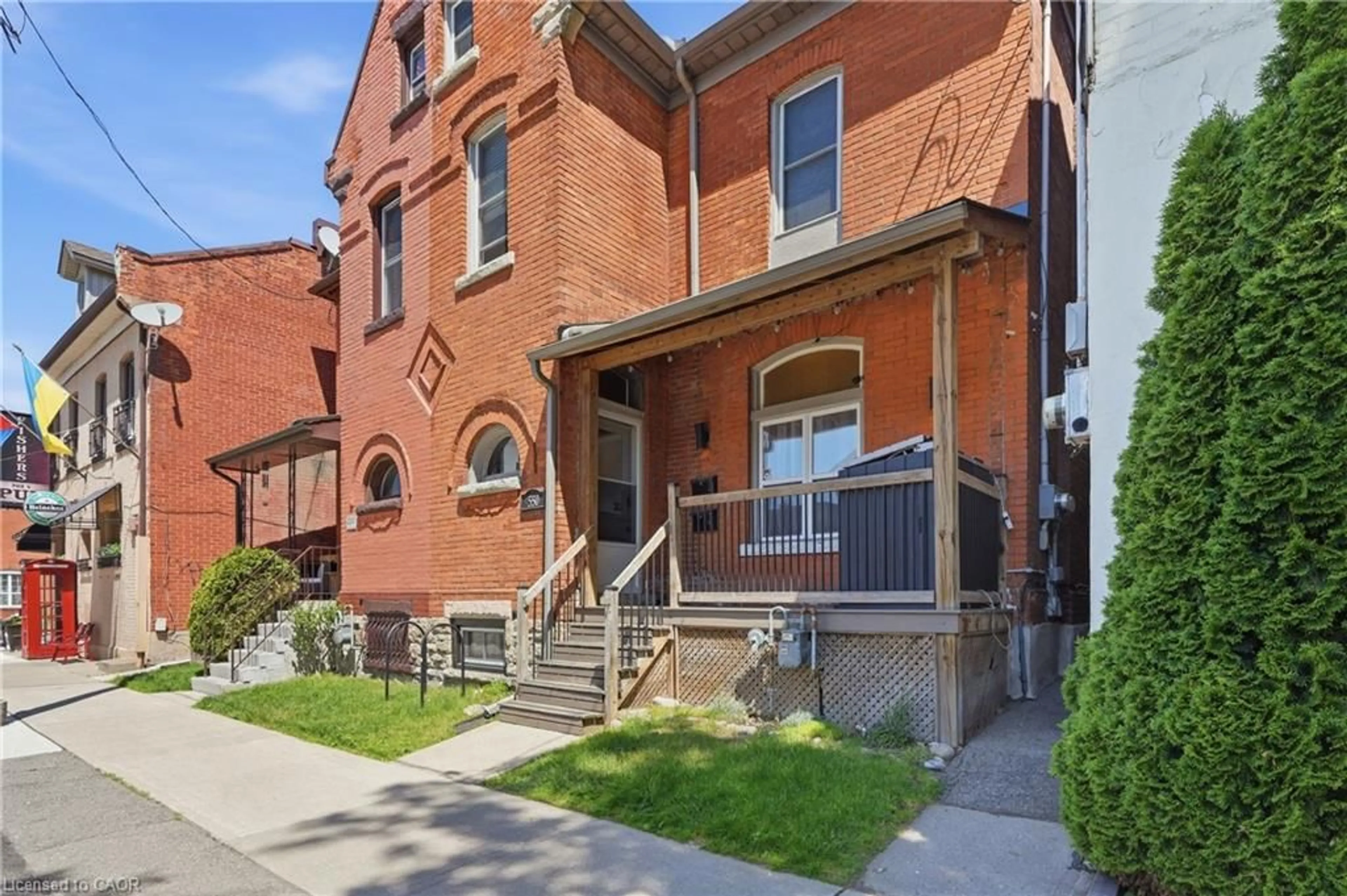 Home with brick exterior material, street for 550 James St, Hamilton Ontario L8L 1J5