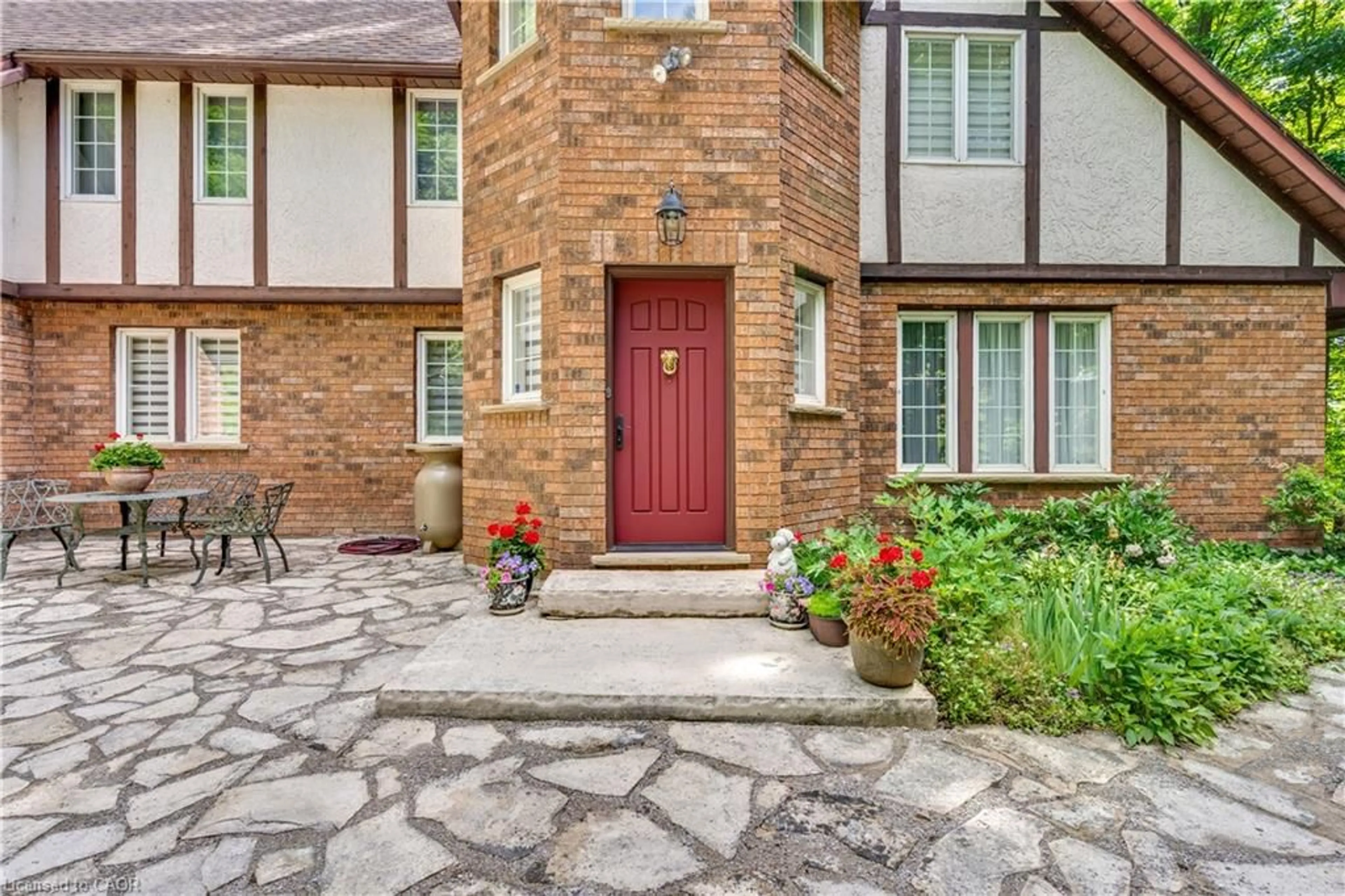 Home with brick exterior material, street for 110 Grand Ridge Dr, Cambridge Ontario N1S 4E4
