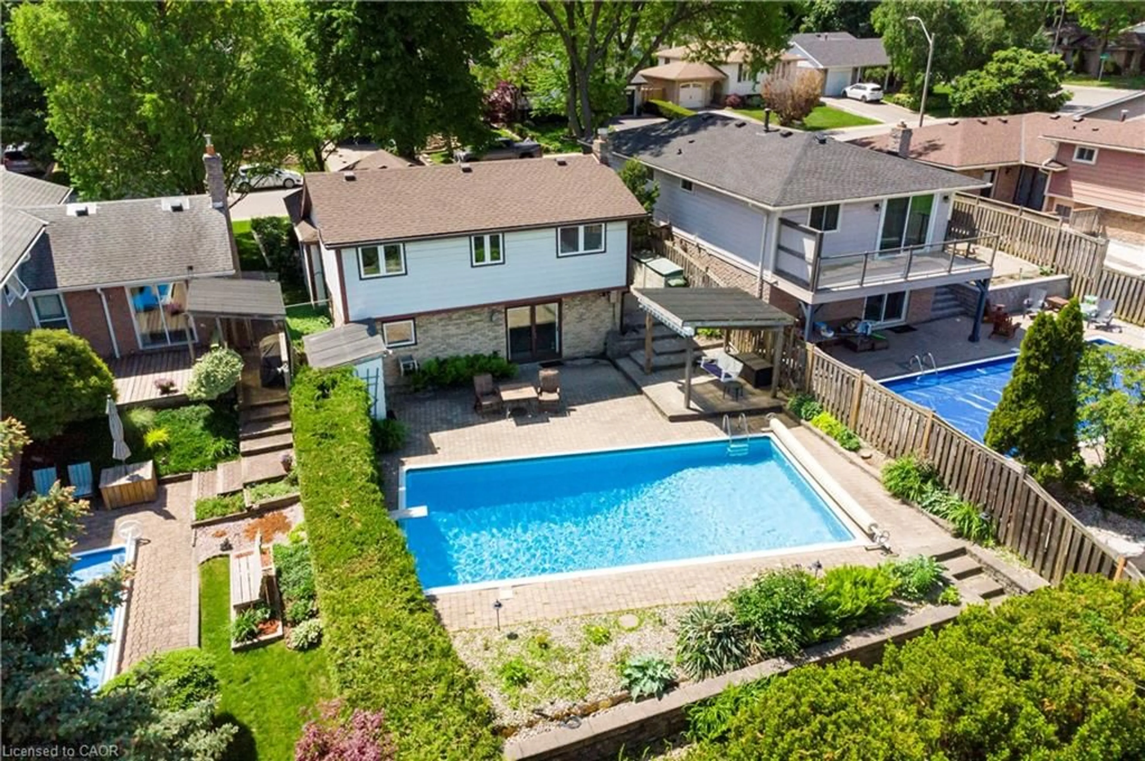 Pool for 73 Appleford Rd, Hamilton Ontario L9C 6B5