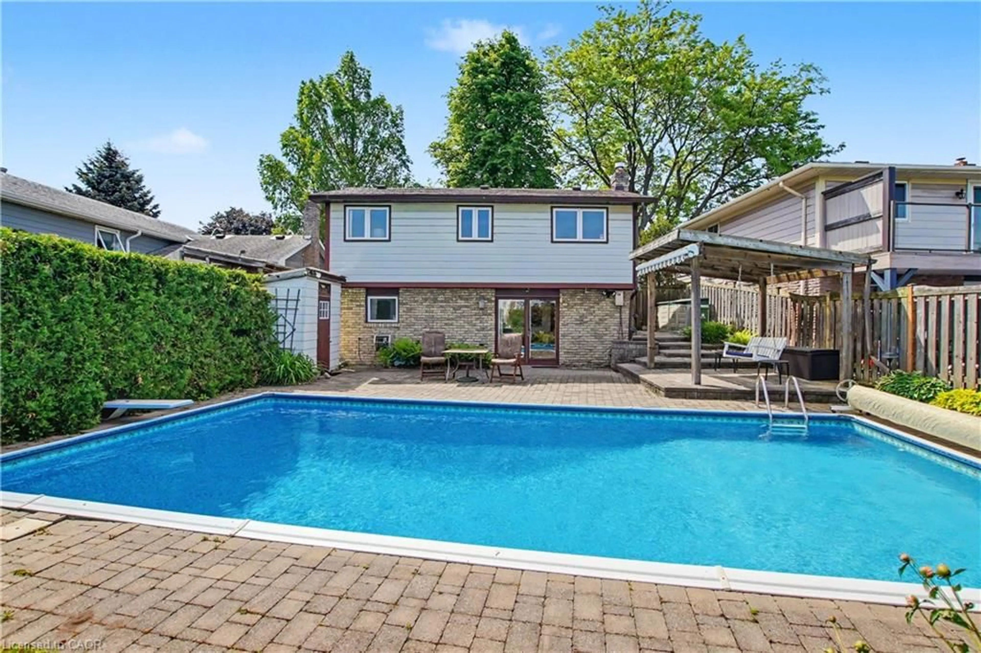 Pool for 73 Appleford Rd, Hamilton Ontario L9C 6B5