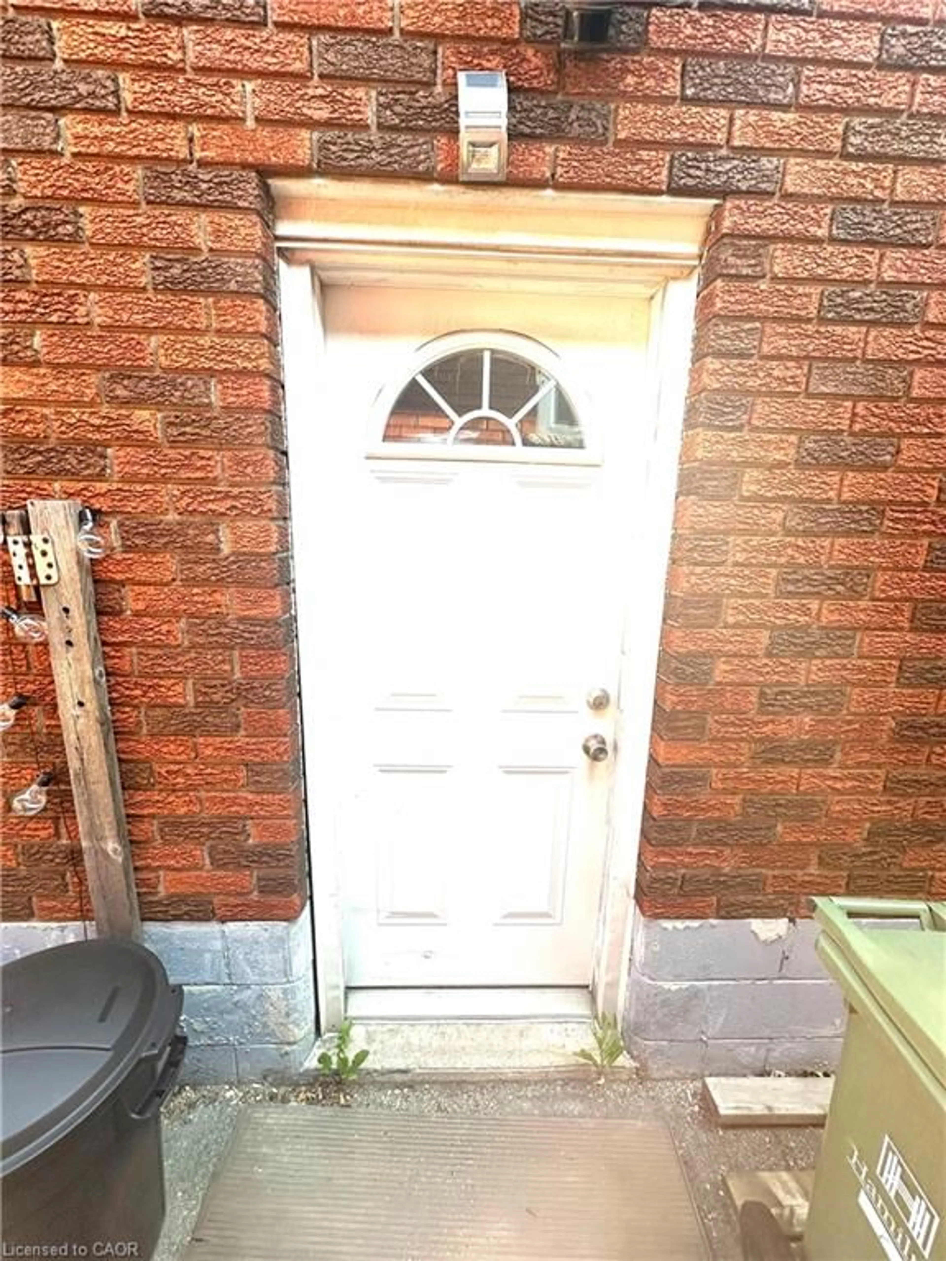 Unknown for 70 Ellis Ave, Hamilton Ontario L8H 4L9