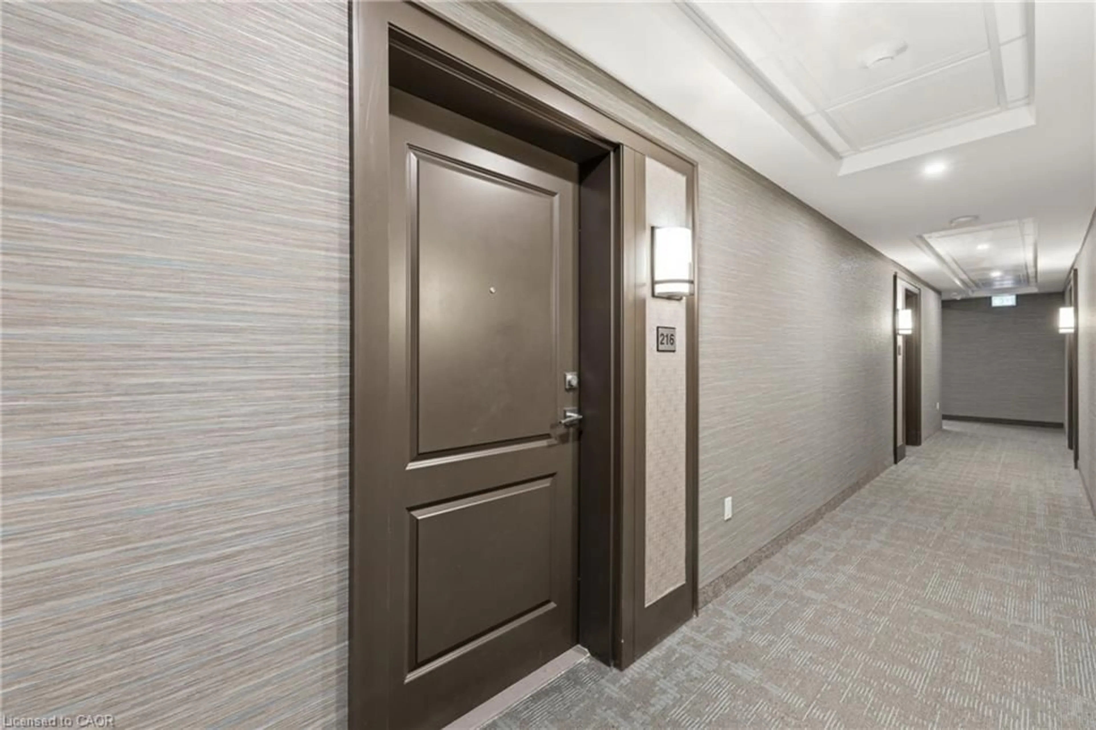 Indoor foyer for 460 Dundas St #216, Waterdown Ontario L8B 2A5