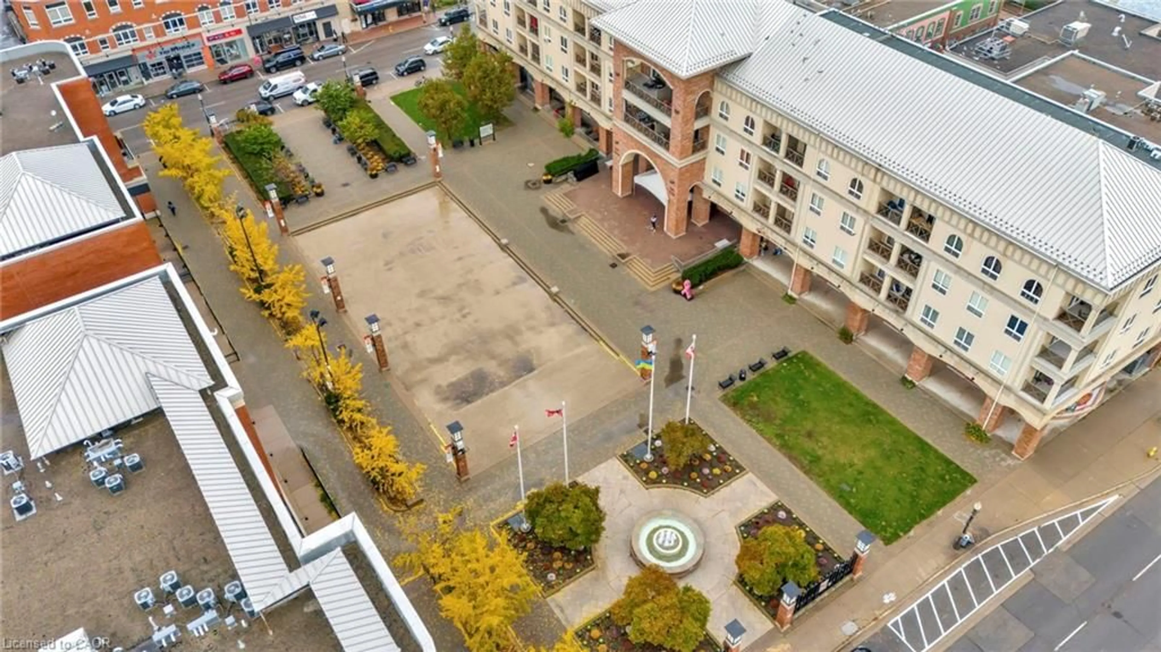 A pic from outside/outdoor area/front of a property/back of a property/a pic from drone, city buildings view from balcony for 90 Colborne St #409, Brantford Ontario N3T 2G7