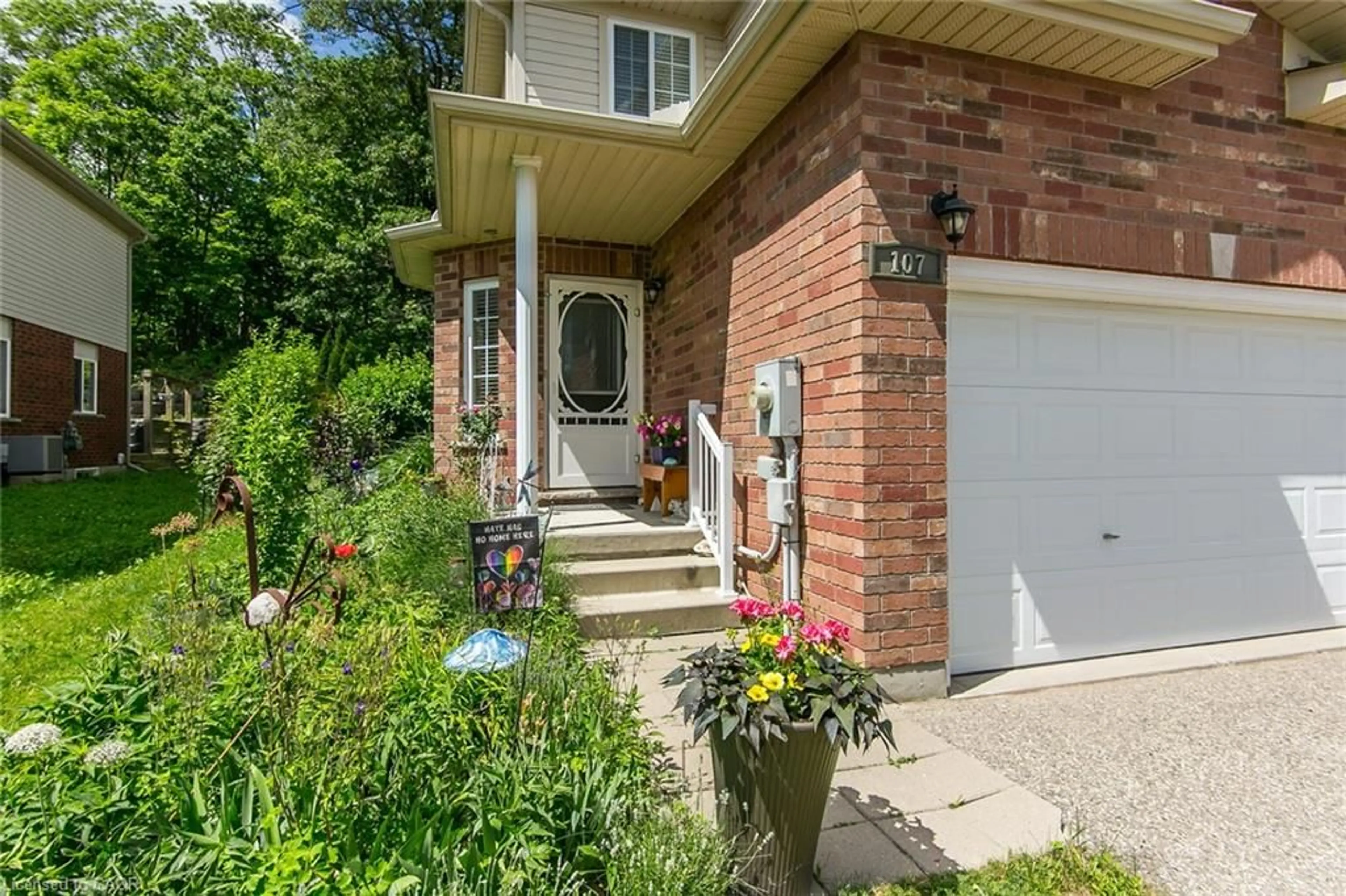 Home with brick exterior material, street for 107 Upper Mercer St, Kitchener Ontario N2A 4N1