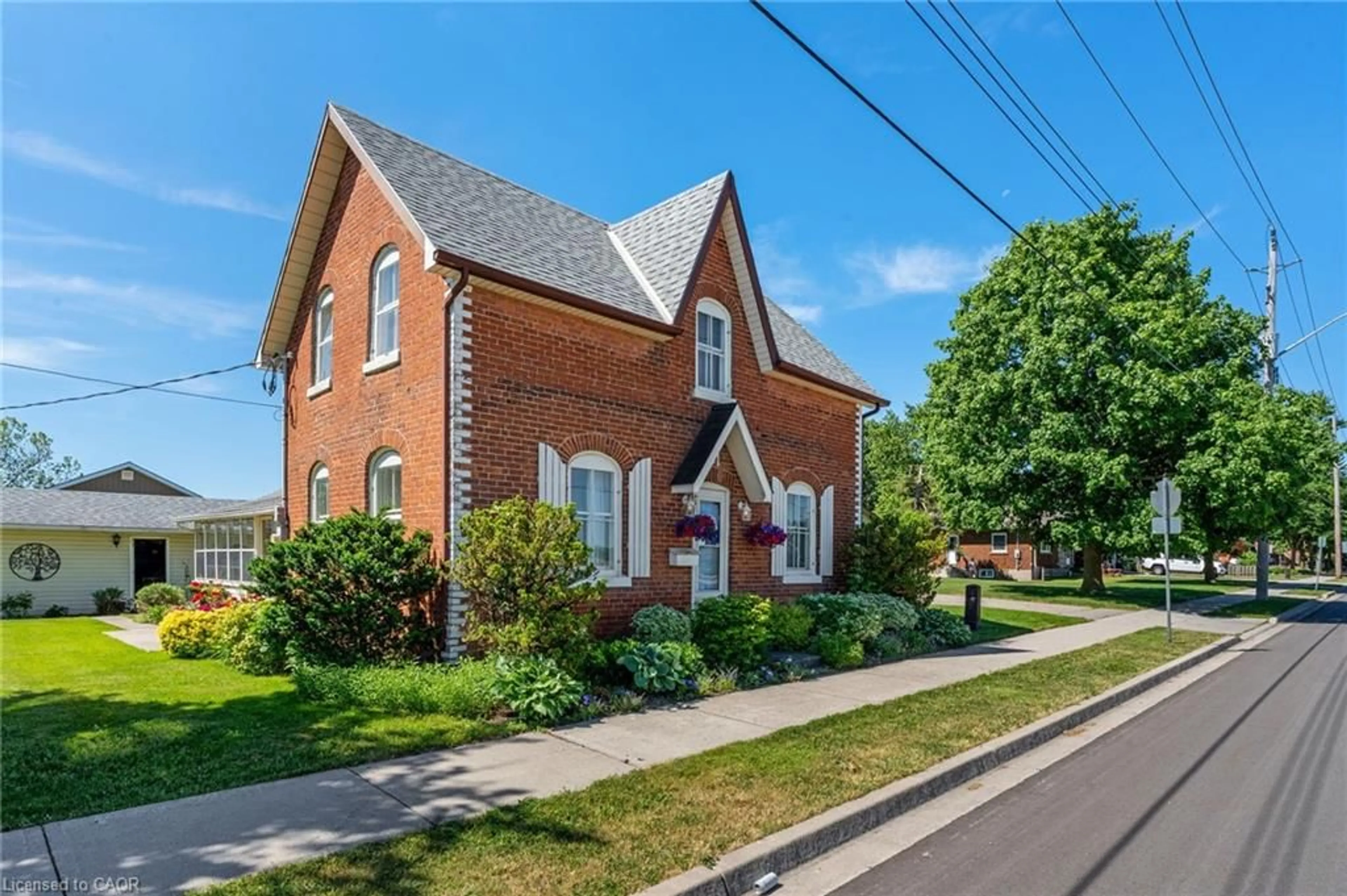 Home with brick exterior material, street for 31 Talbot St, Jarvis Ontario N0A 1J0