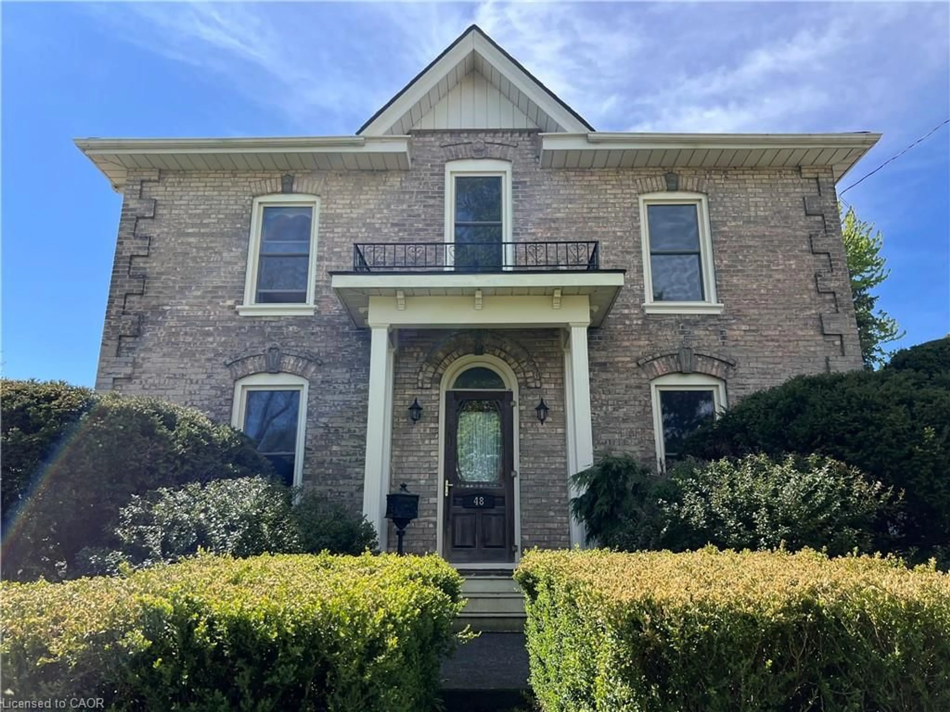 Home with brick exterior material, building for 48 Temperance St, Waterford Ontario N0E 1Y0