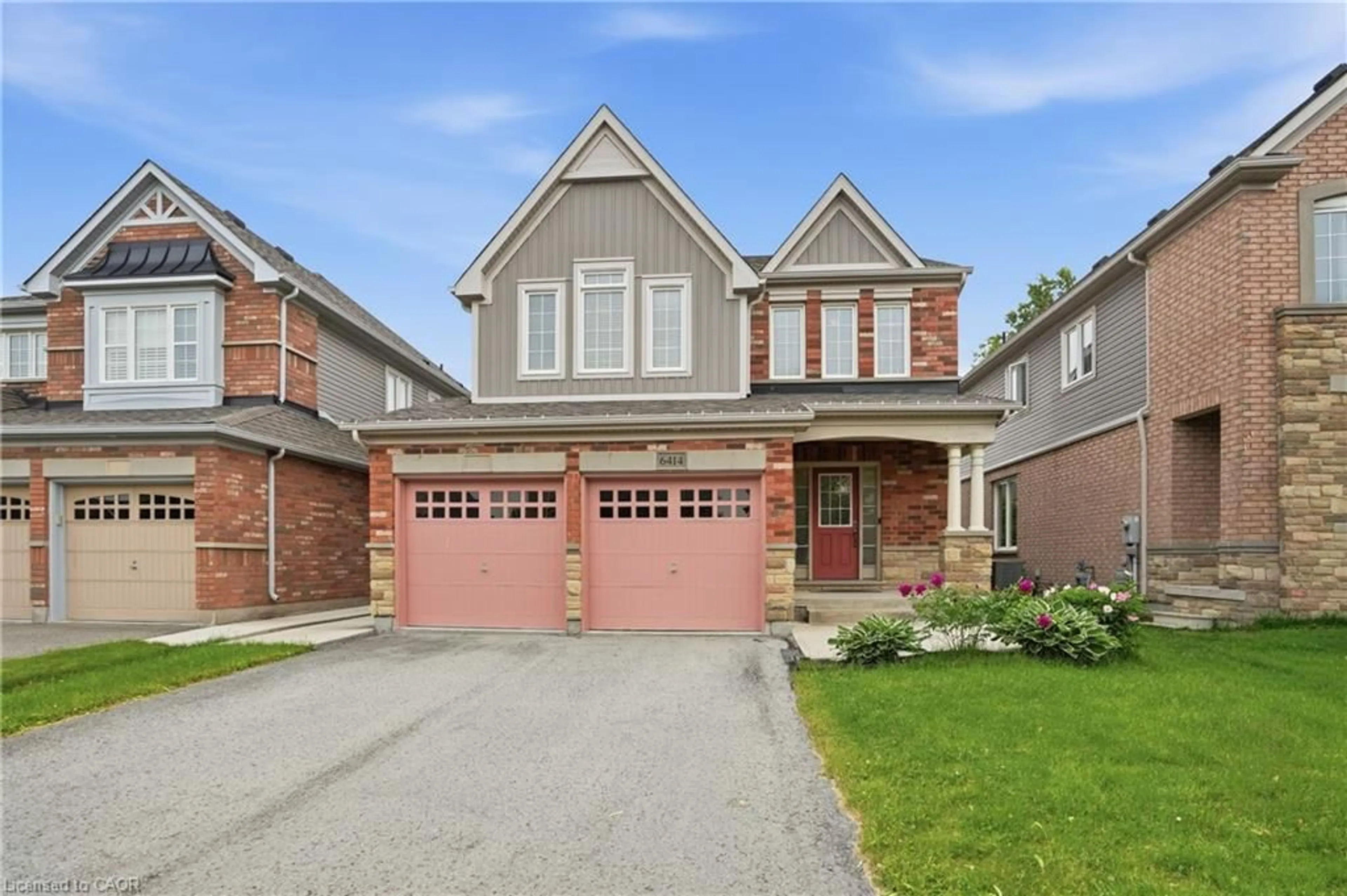 Home with brick exterior material, street for 6414 Dilalla Cres, Niagara Falls Ontario L2H 0C9