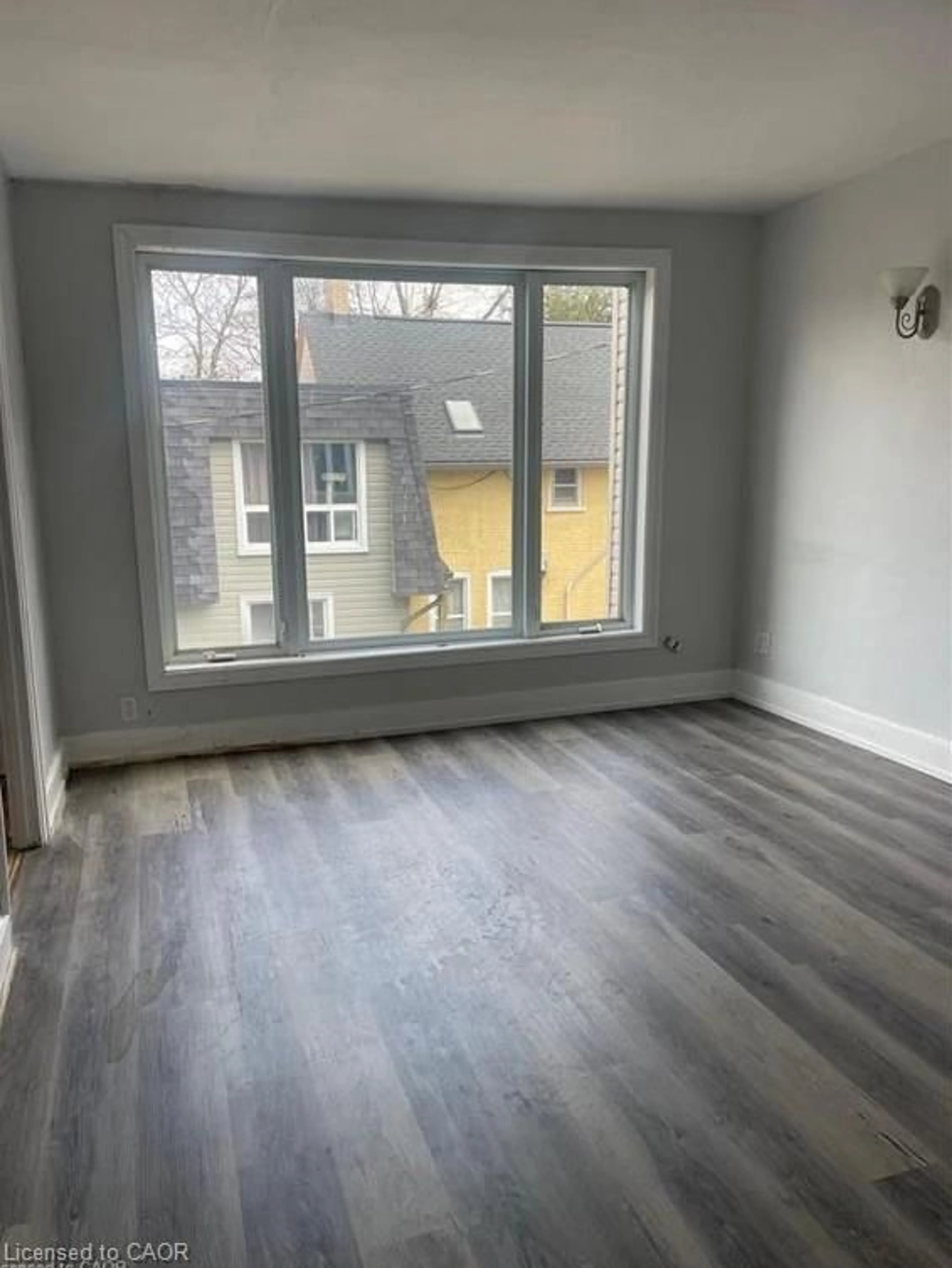 A pic of a room for 74 William St, Waterloo Ontario N2L 1J7