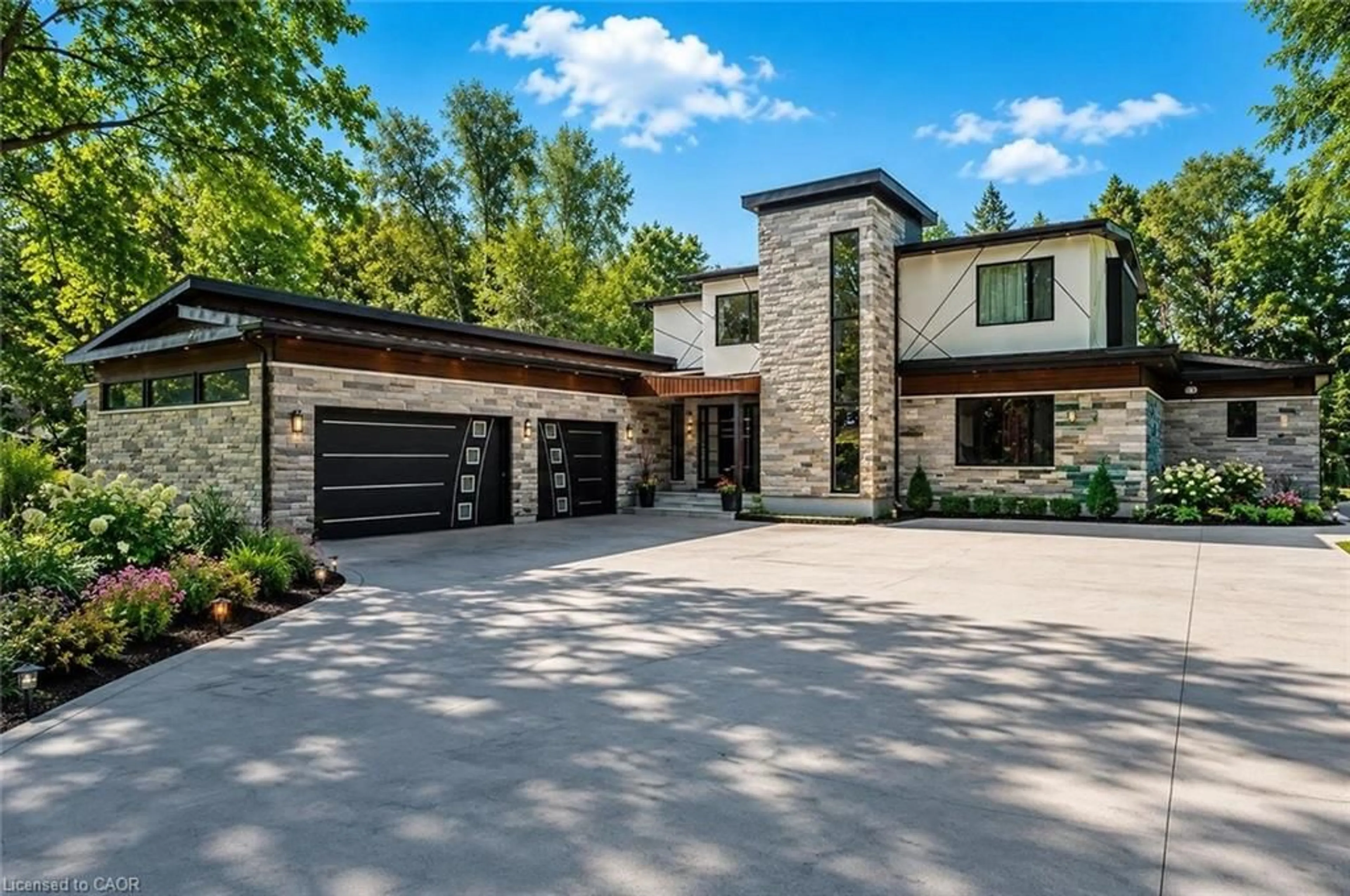 Home with brick exterior material, street for 6 Campbell Farm Rd, Brantford Ontario N3T 5L6