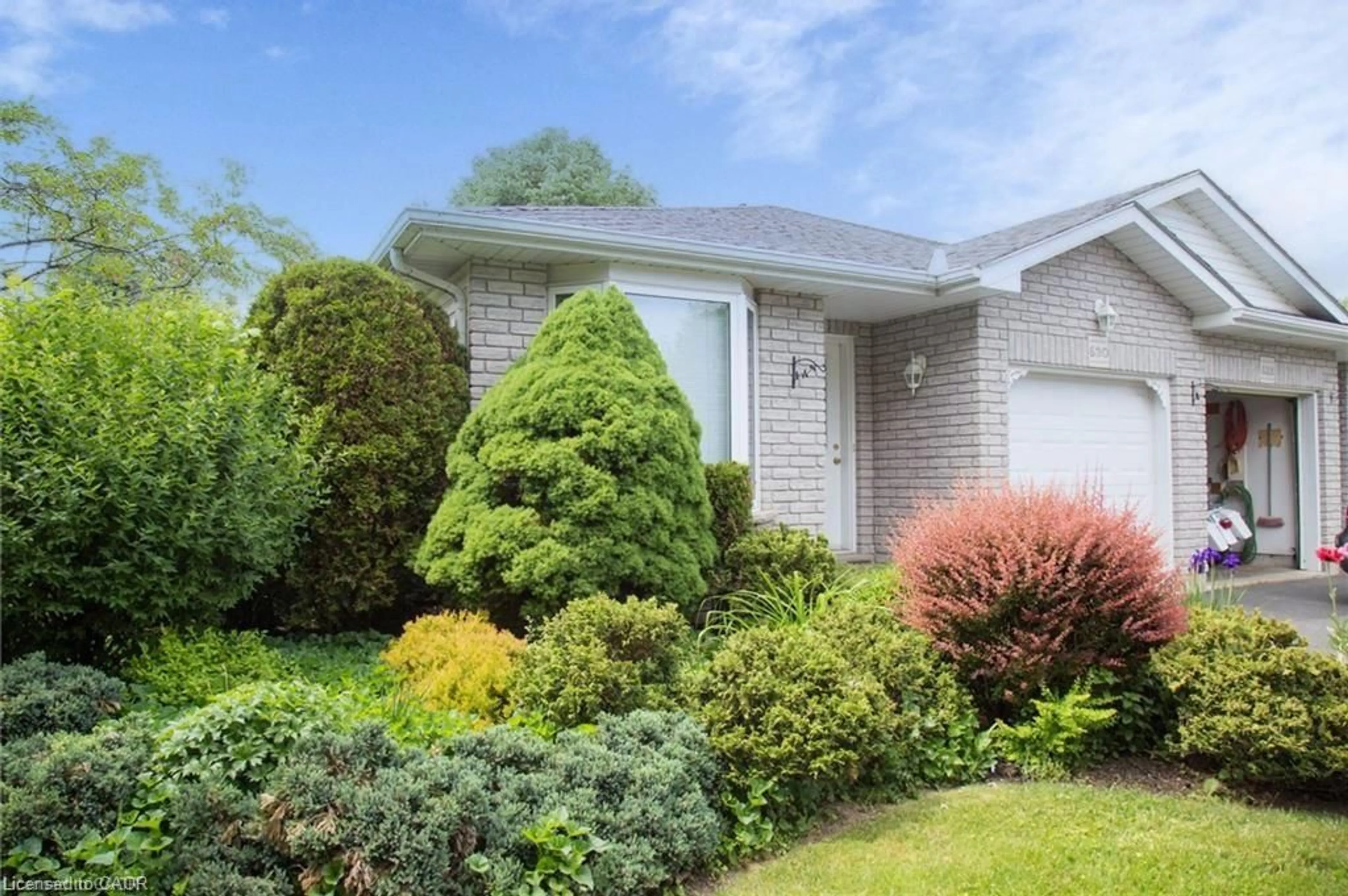 Home with brick exterior material, street for 630 Greenock St, Port Dover Ontario N0A 1N4