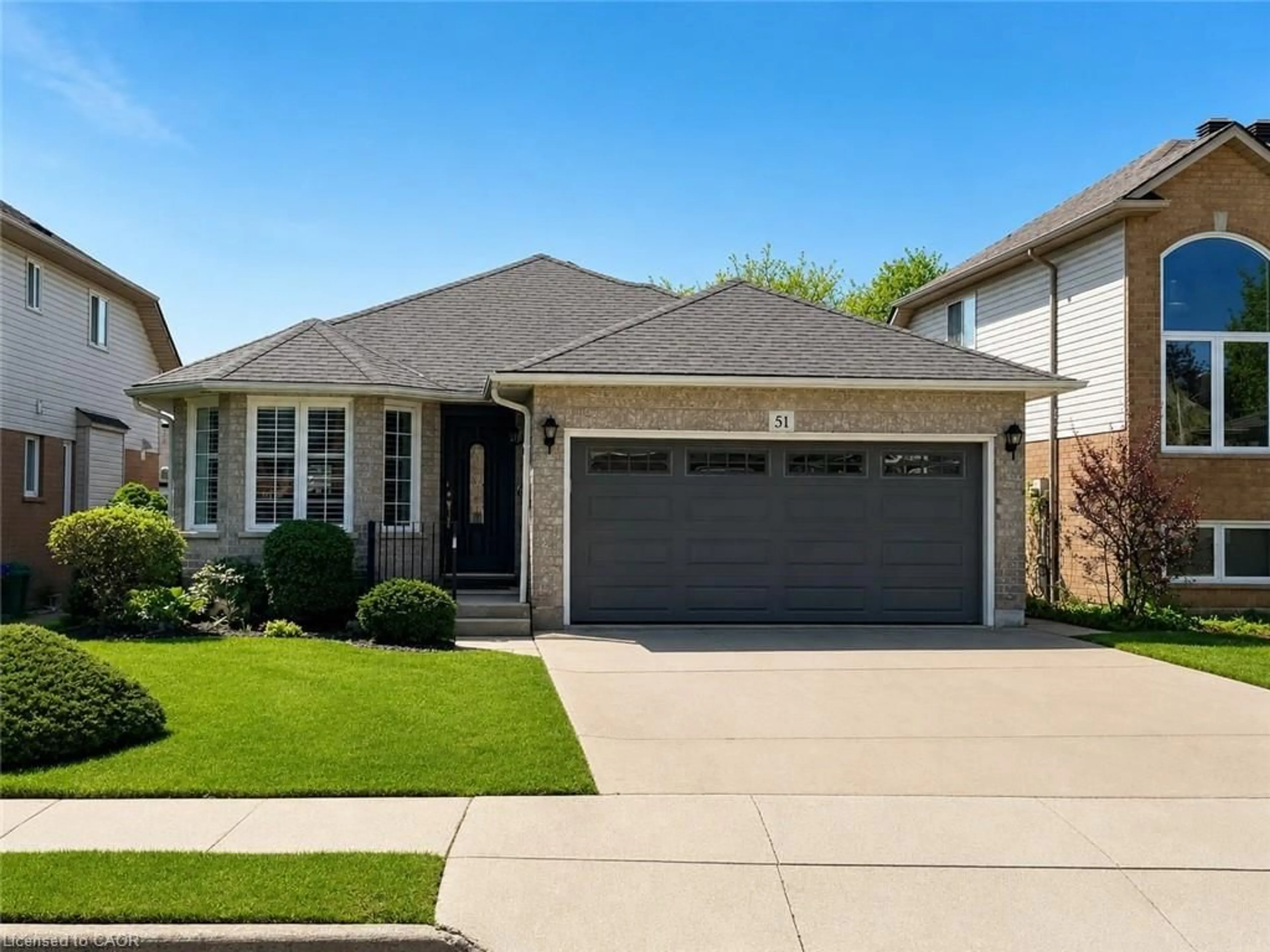 Home with vinyl exterior material, street for 51 Redtail Cres, Hamilton Ontario L9B 2R5