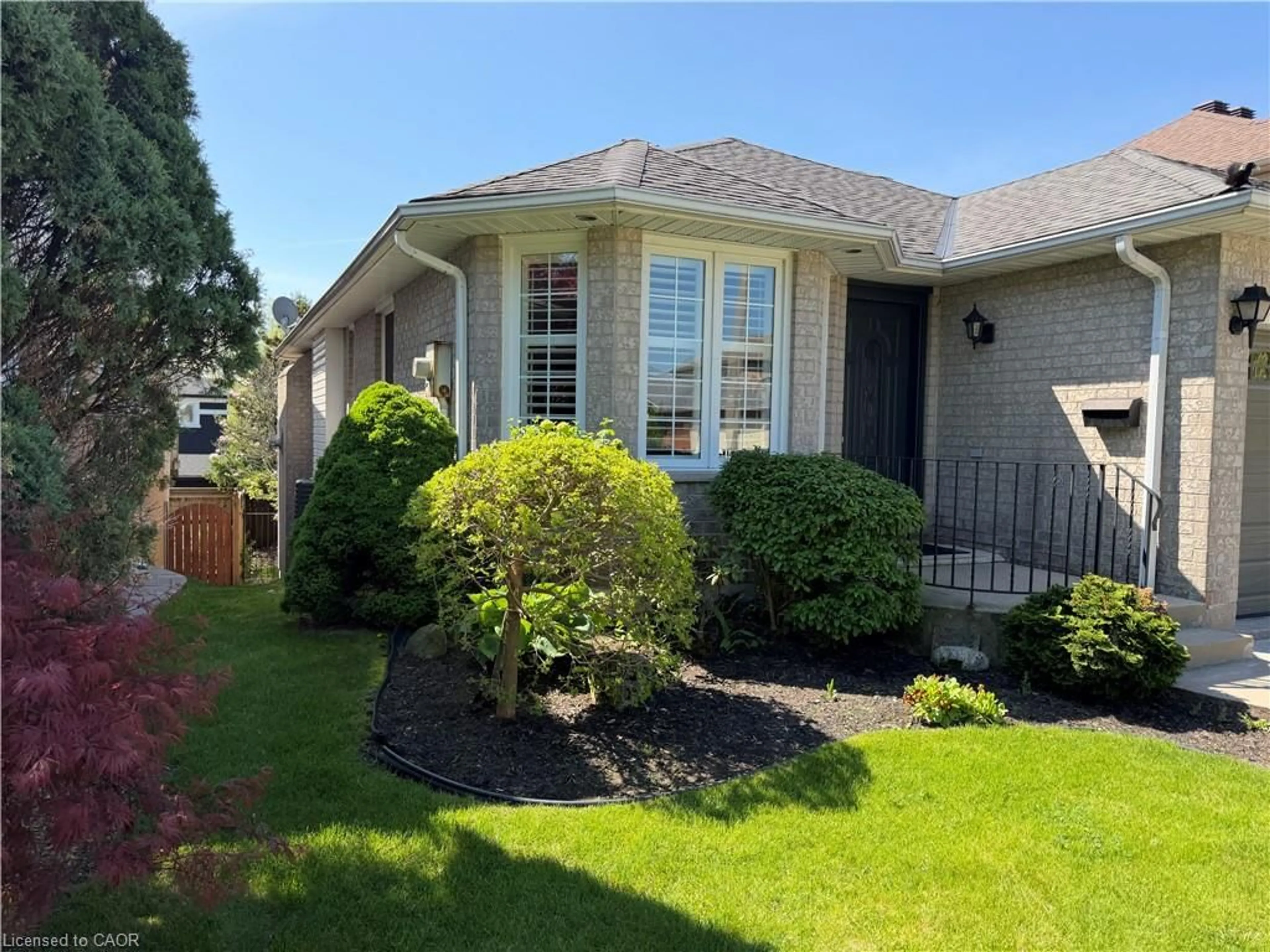 Home with vinyl exterior material, street for 51 Redtail Cres, Hamilton Ontario L9B 2R5