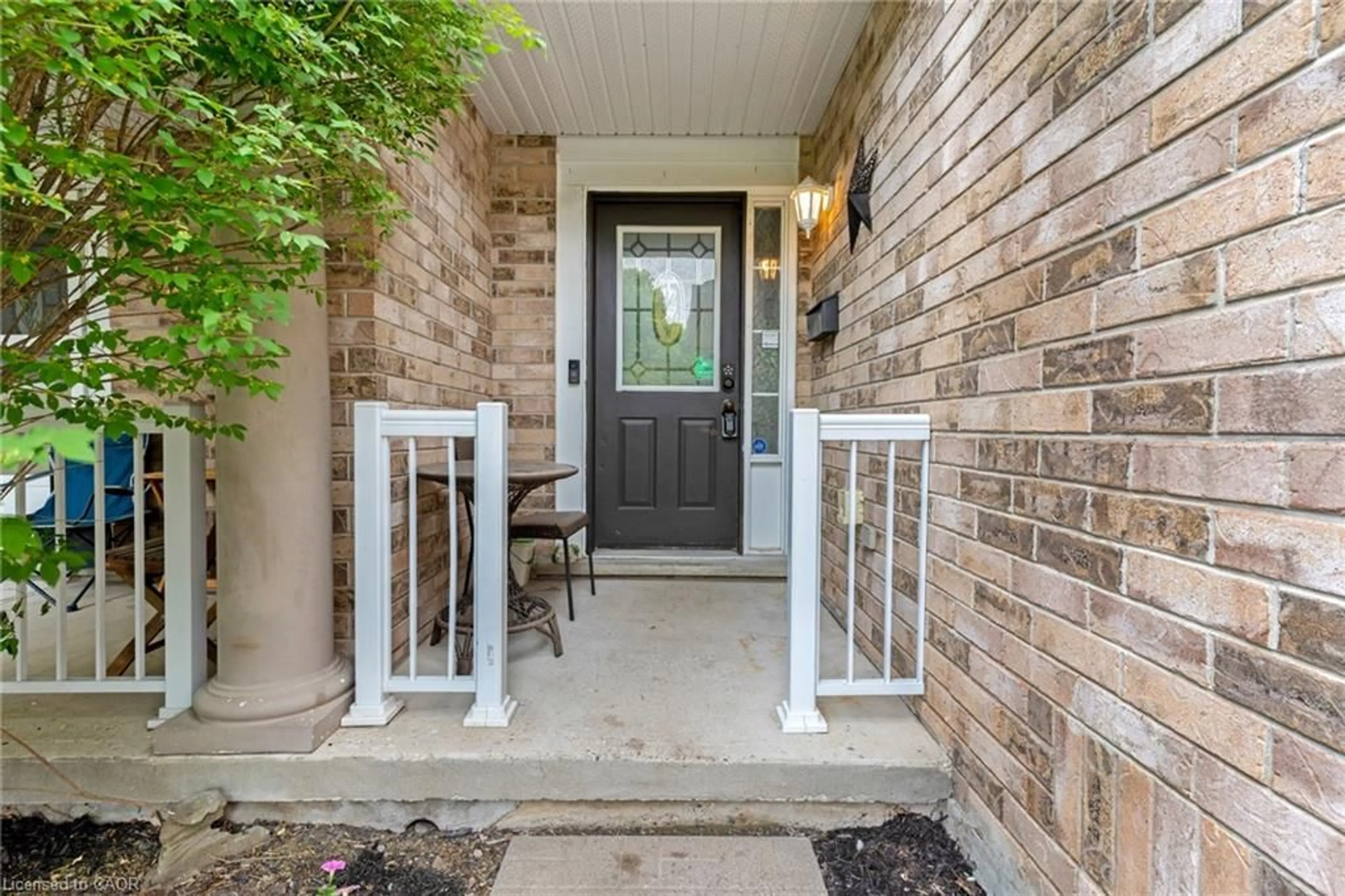 Indoor entryway for 60 Werstine Terr, Cambridge Ontario N3C 4G8