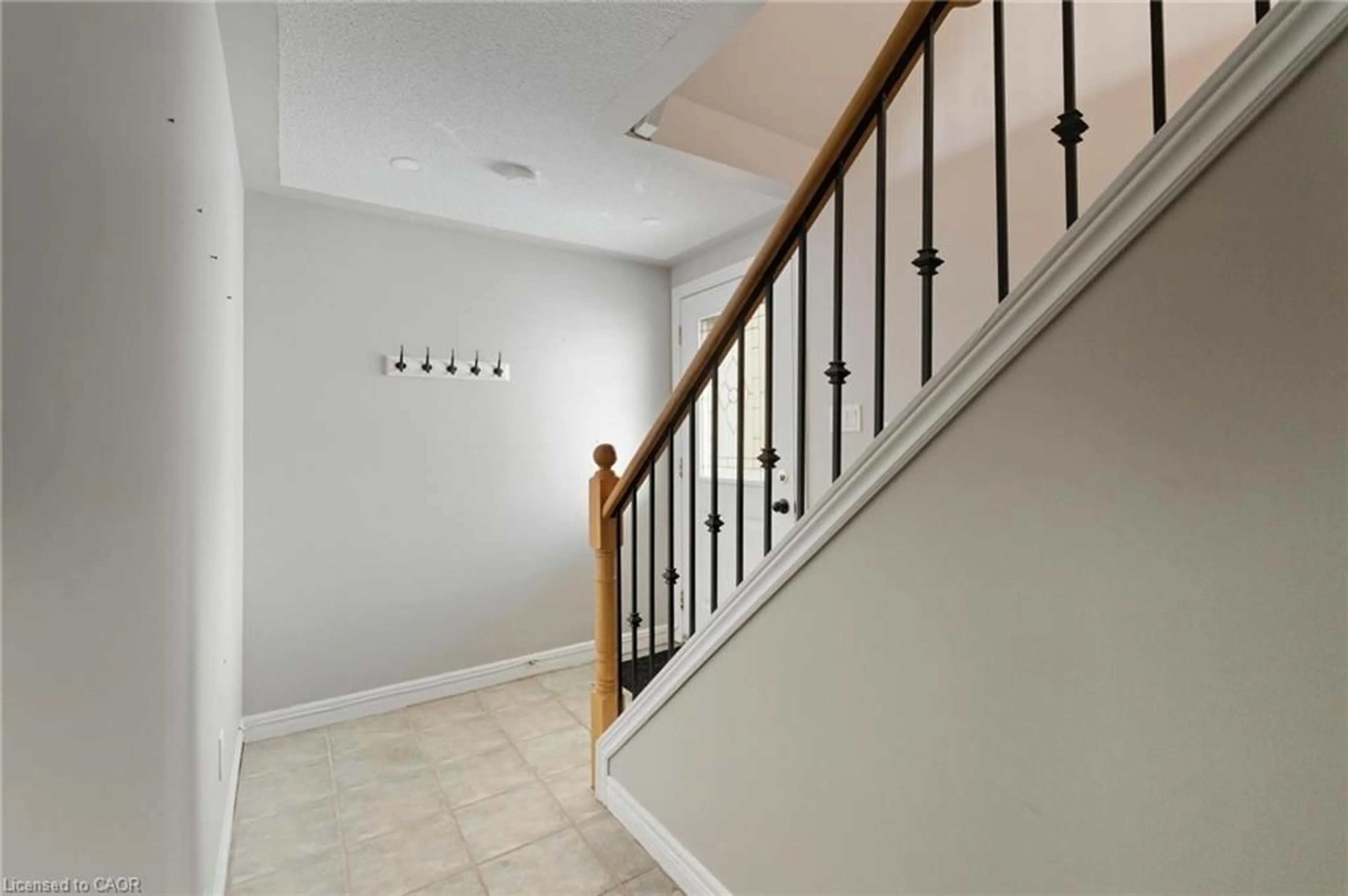 Unknown for 100 Beddoe Dr #25, Hamilton Ontario L8P 4Z2