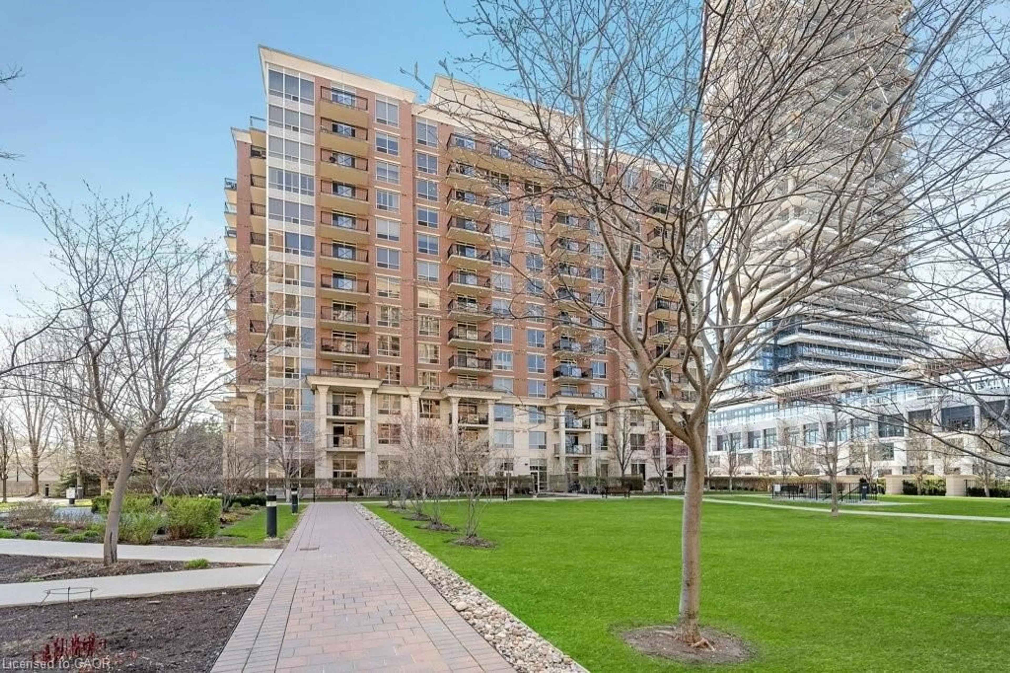Patio, street for 1103 Leslie St #701, North York Ontario M3C 4G8