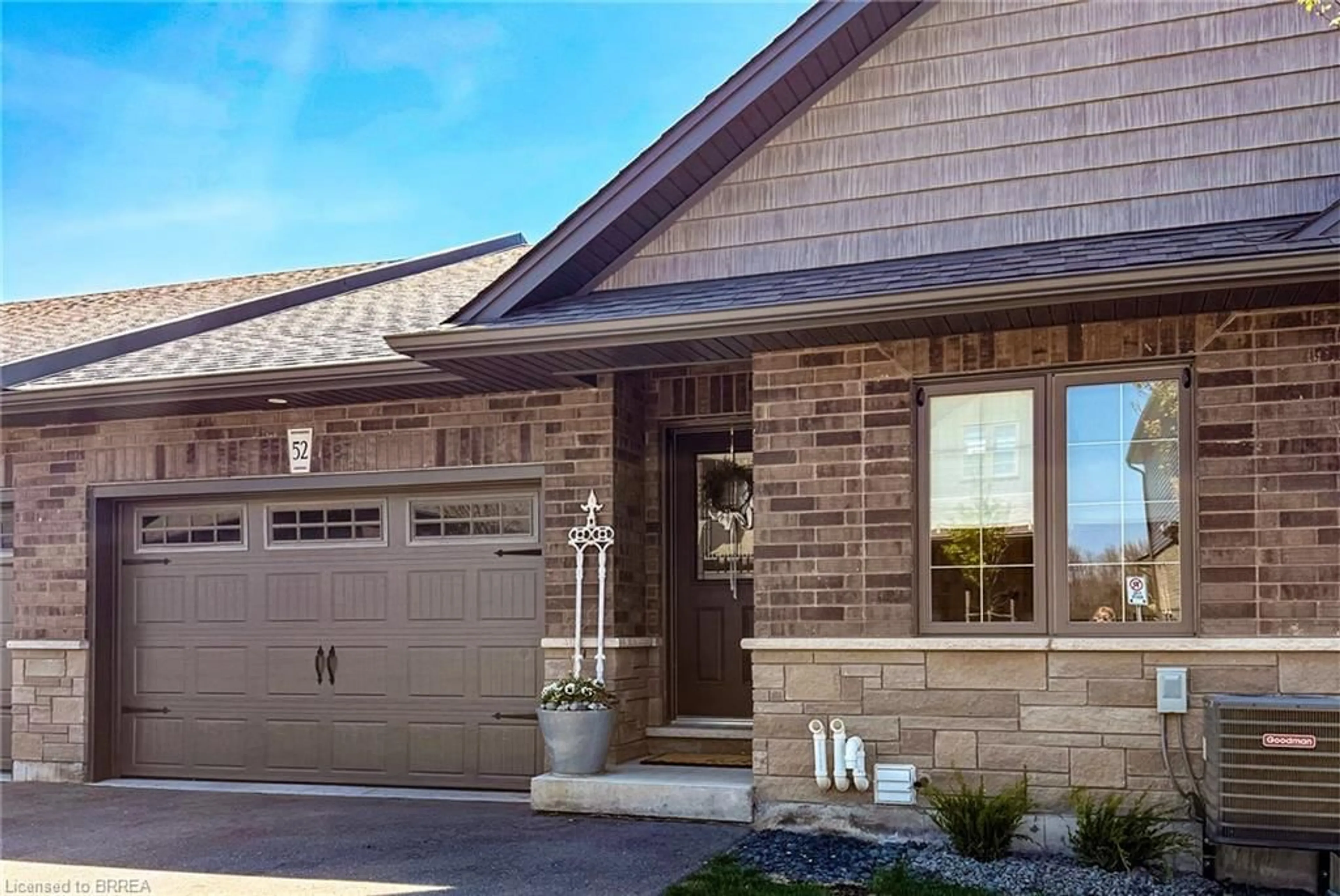 Home with brick exterior material, street for 29 Schuyler St #52, Paris Ontario N3L 0J2