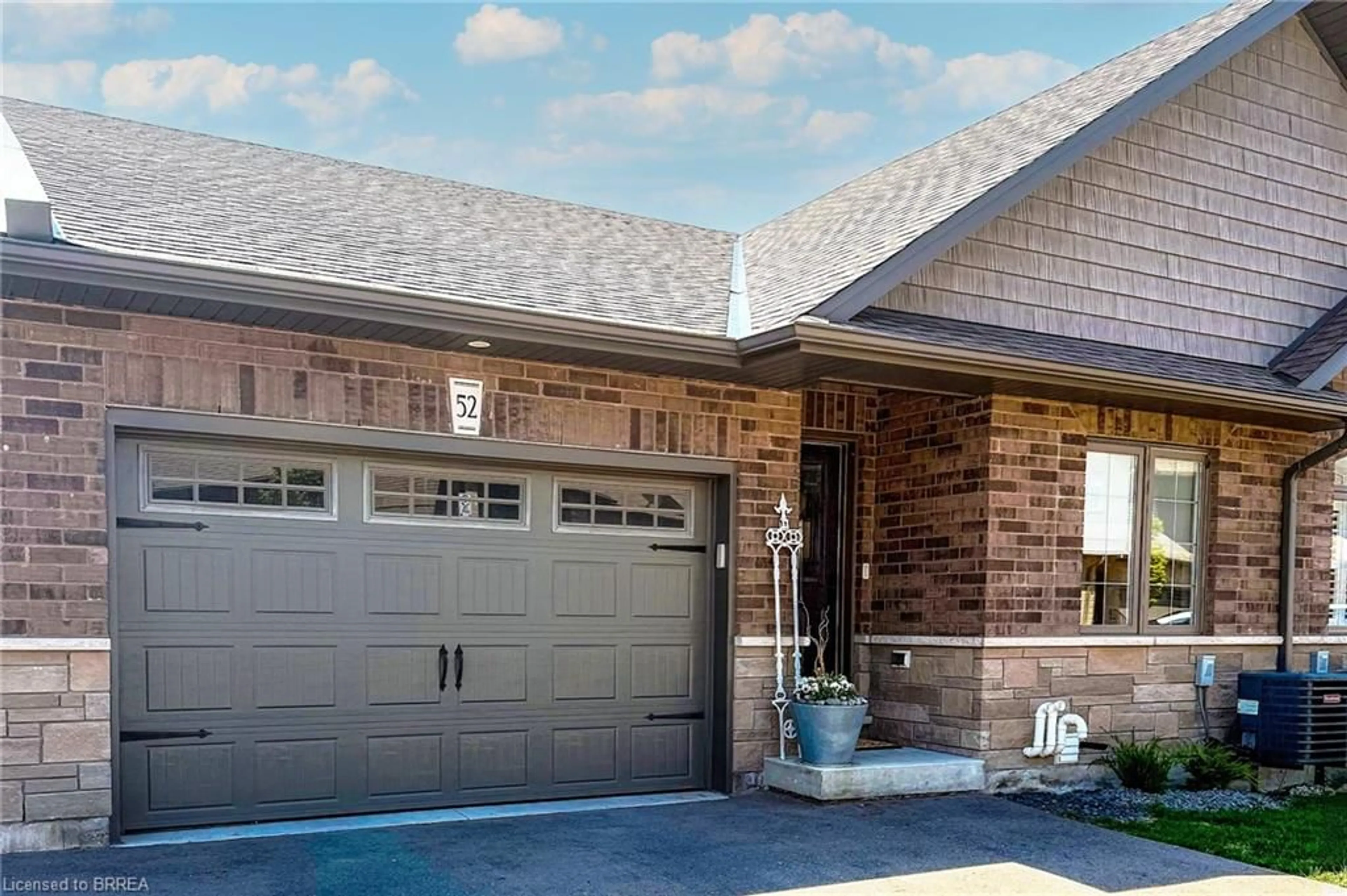 Home with brick exterior material, street for 29 Schuyler St #52, Paris Ontario N3L 0J2